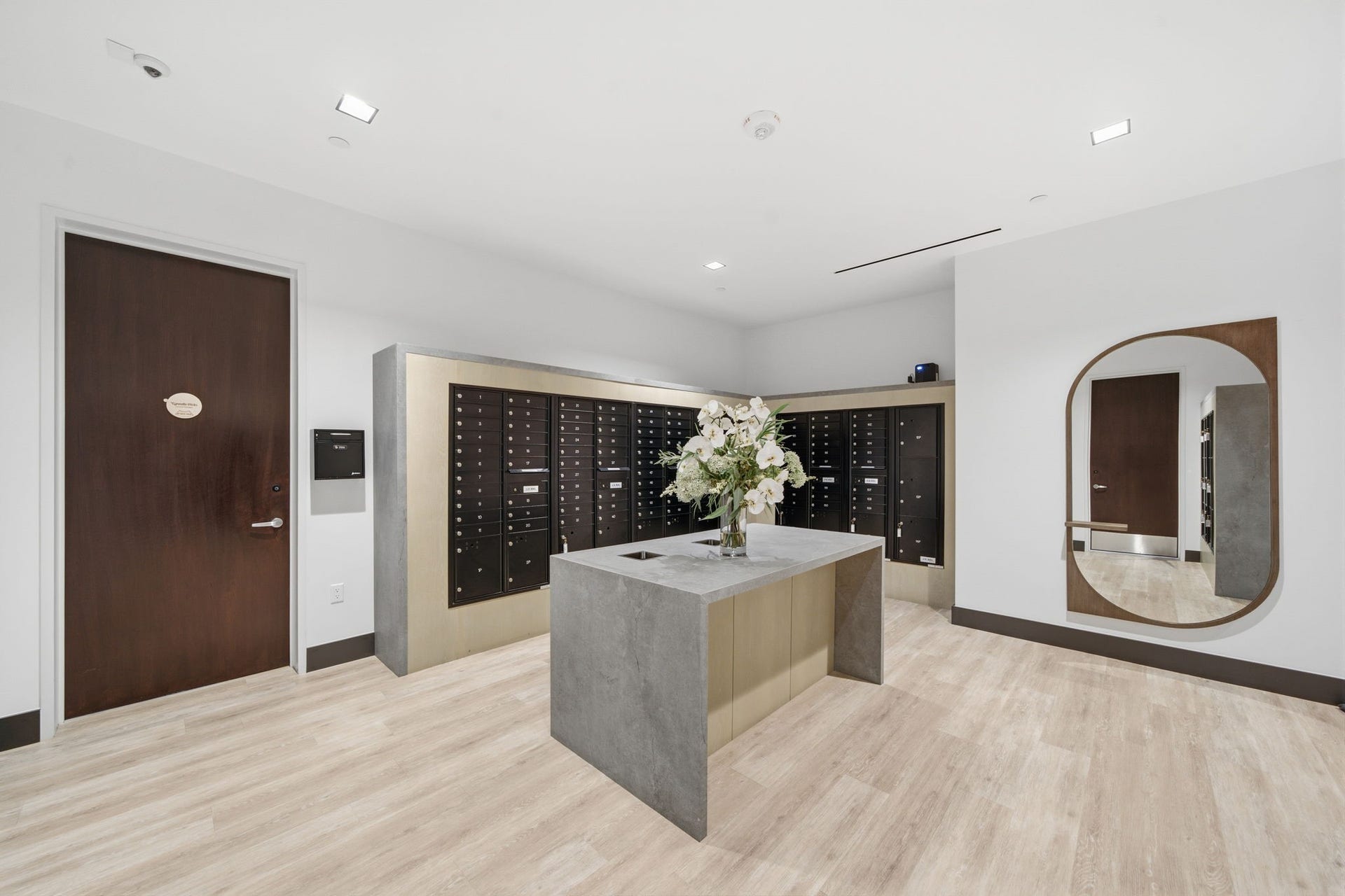 1711 Allen Parkway, #2705, Houston, TX 77019