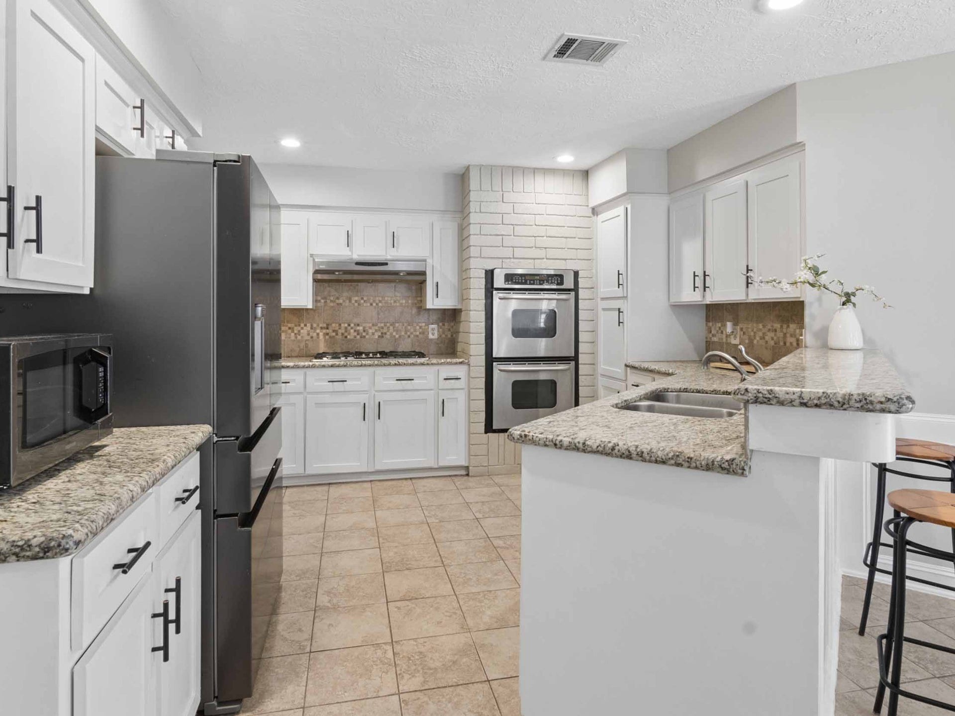 414 Yorkshire Court, Deer Park, TX 77536