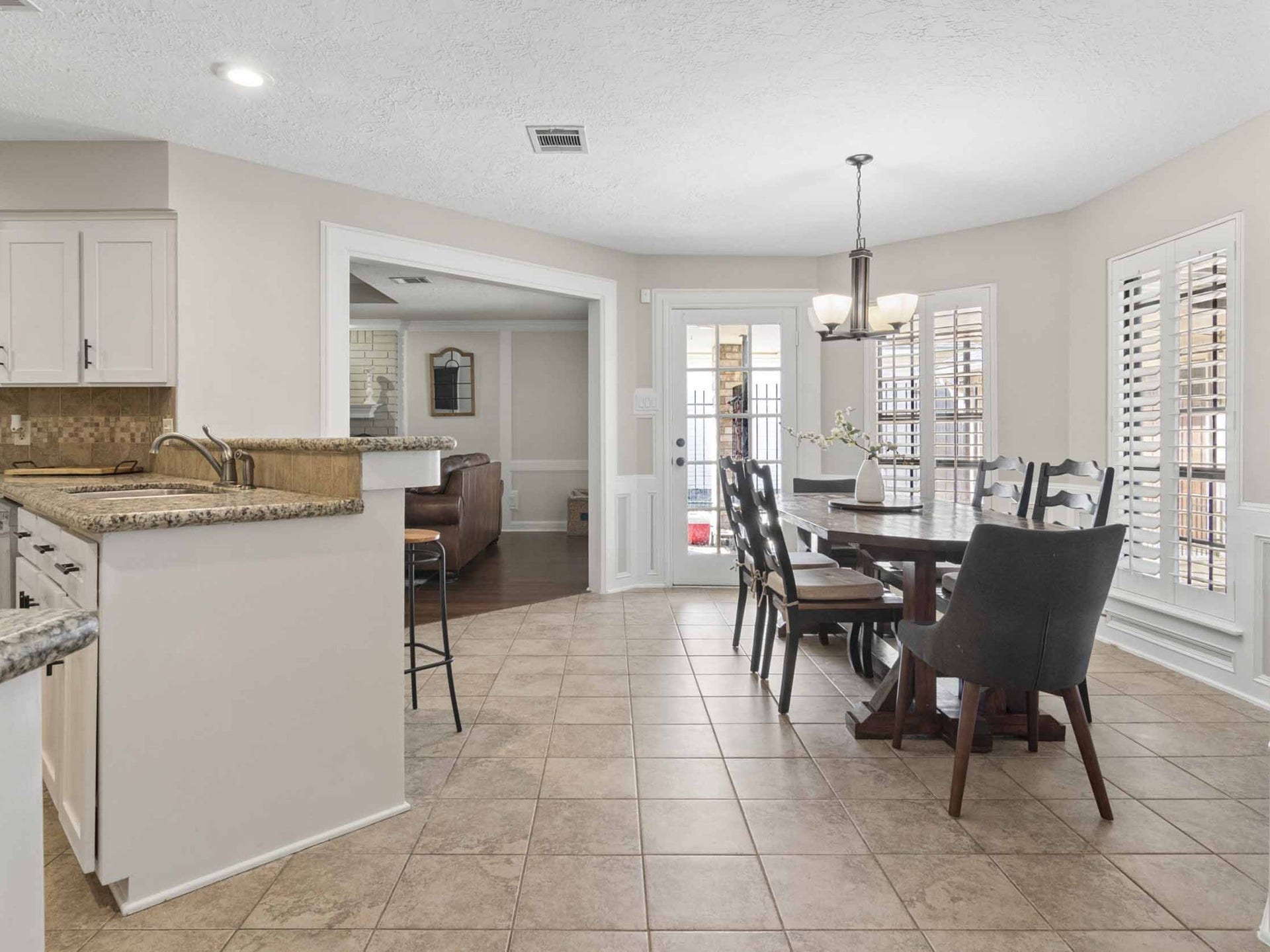 414 Yorkshire Court, Deer Park, TX 77536