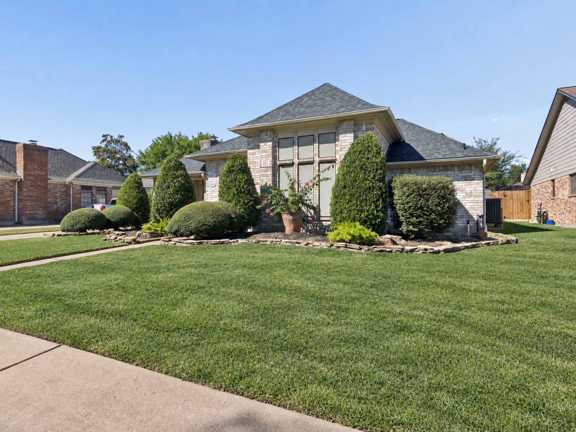 414 Yorkshire Court, Deer Park, TX 77536