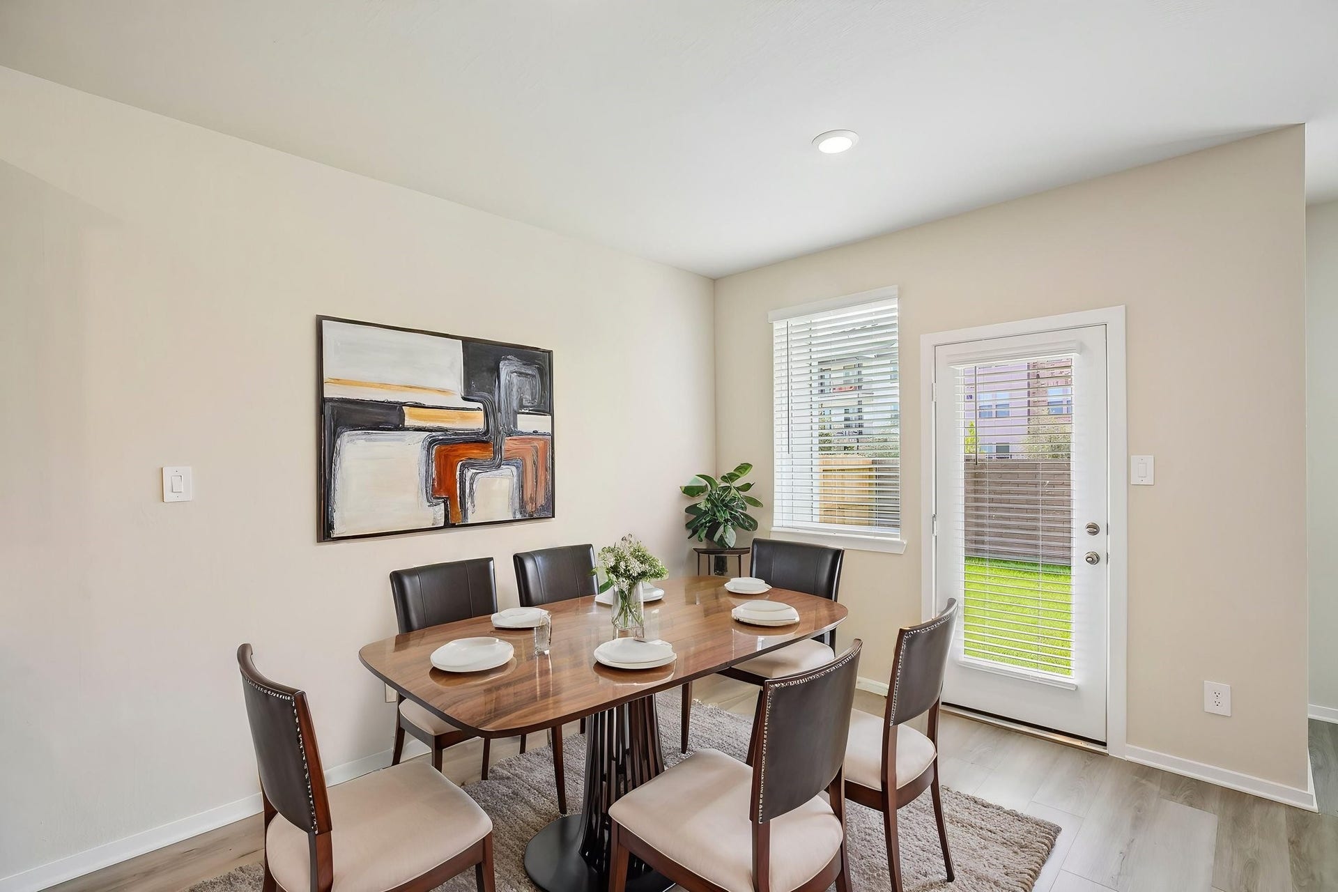 Photo is not of the actual home, but is an inspirational photo of the builder's model and may depict options, furnishings, and/or decorator features that are not included.