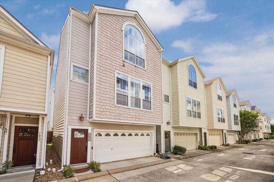 Property photo for 1634 W 13th Street, Houston, TX