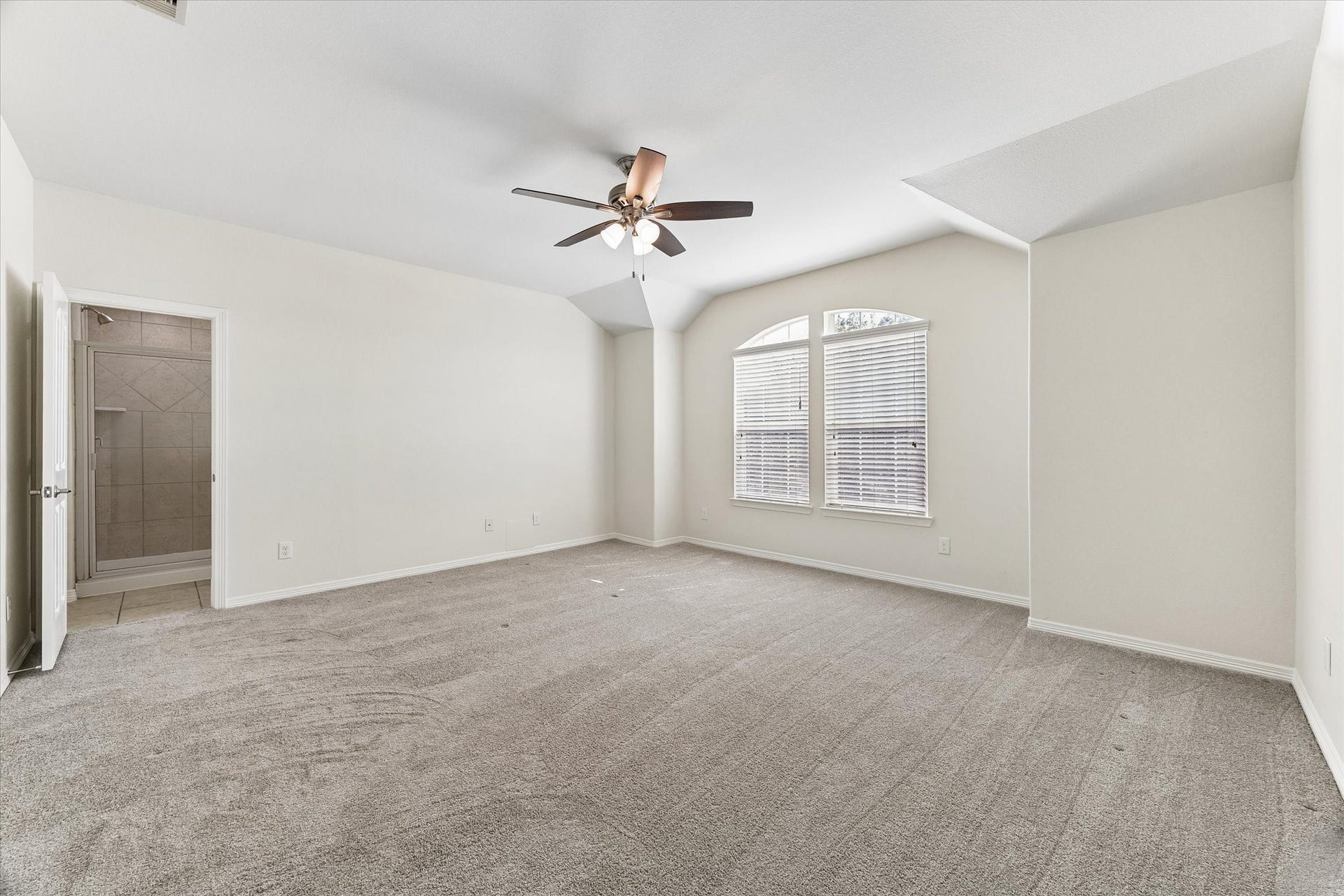 10942 Chazenwood Drive, Houston, TX 77064