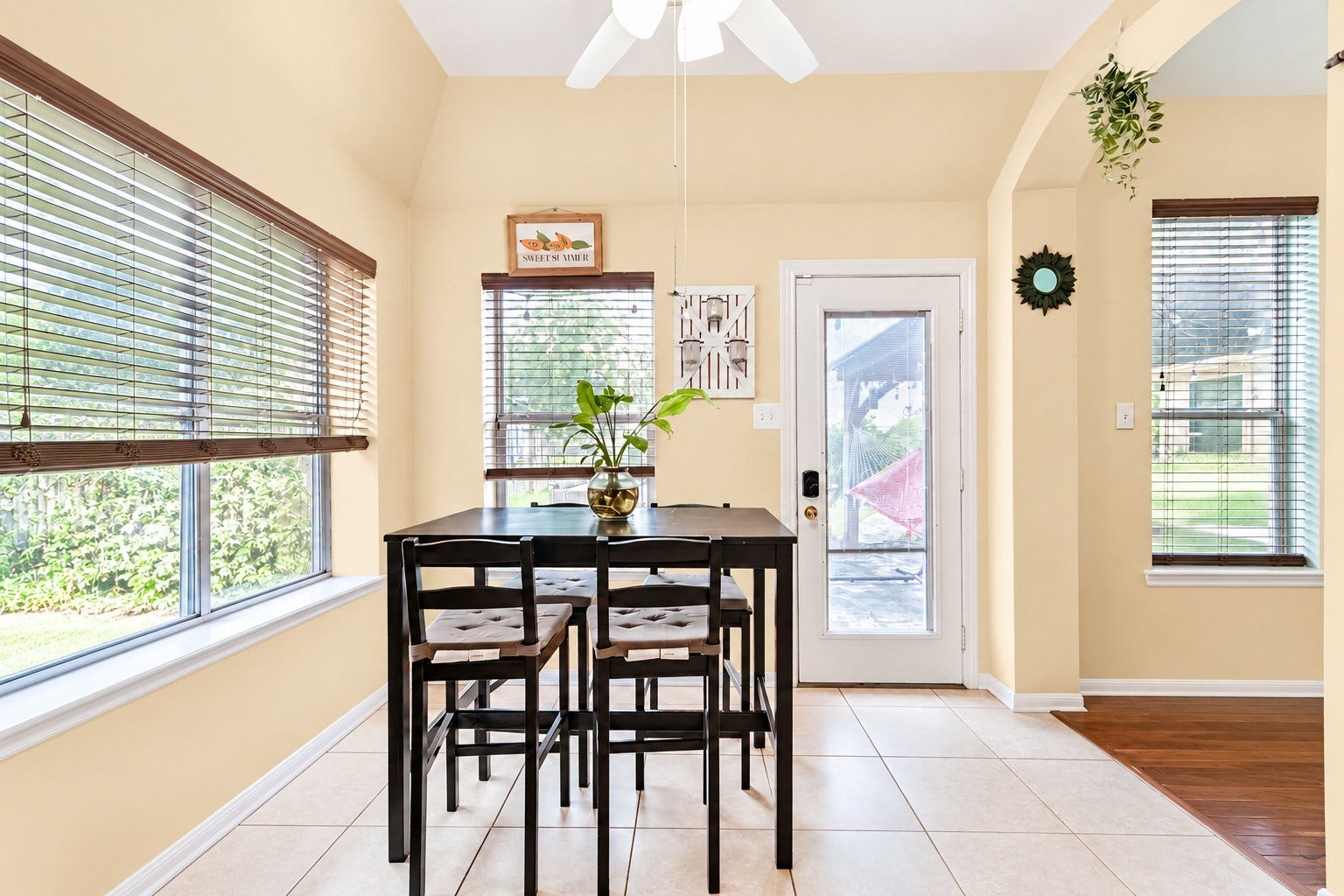 880 Shoal Pointe Lane, League City, TX 77573 880 Shoal Pointe Lane, League City, TX 77573