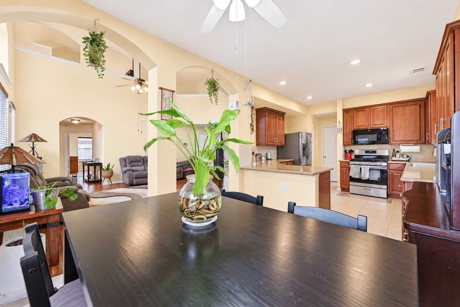 880 Shoal Pointe Lane, League City, TX 77573 880 Shoal Pointe Lane, League City, TX 77573