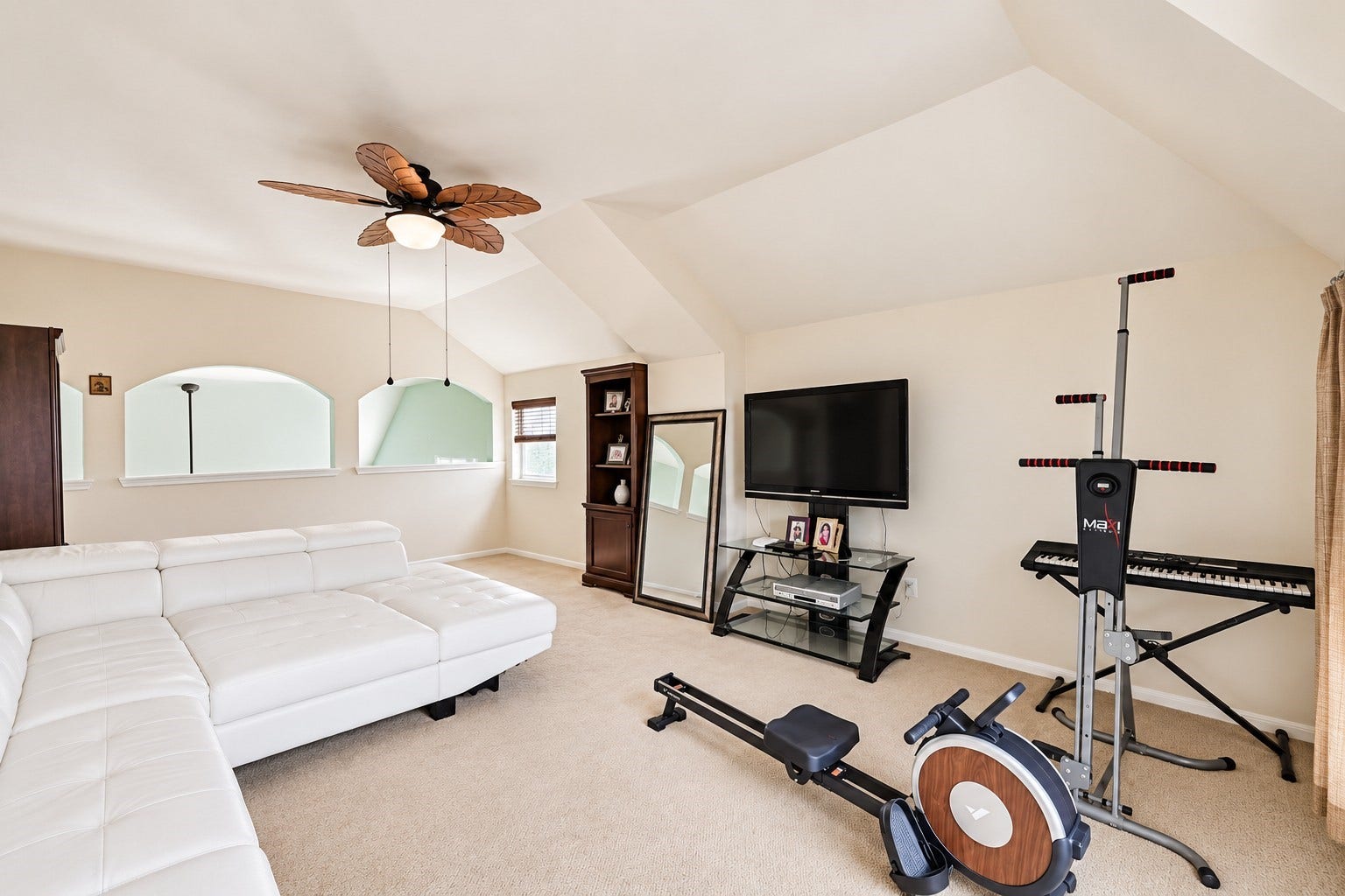 880 Shoal Pointe Lane, League City, TX 77573 880 Shoal Pointe Lane, League City, TX 77573