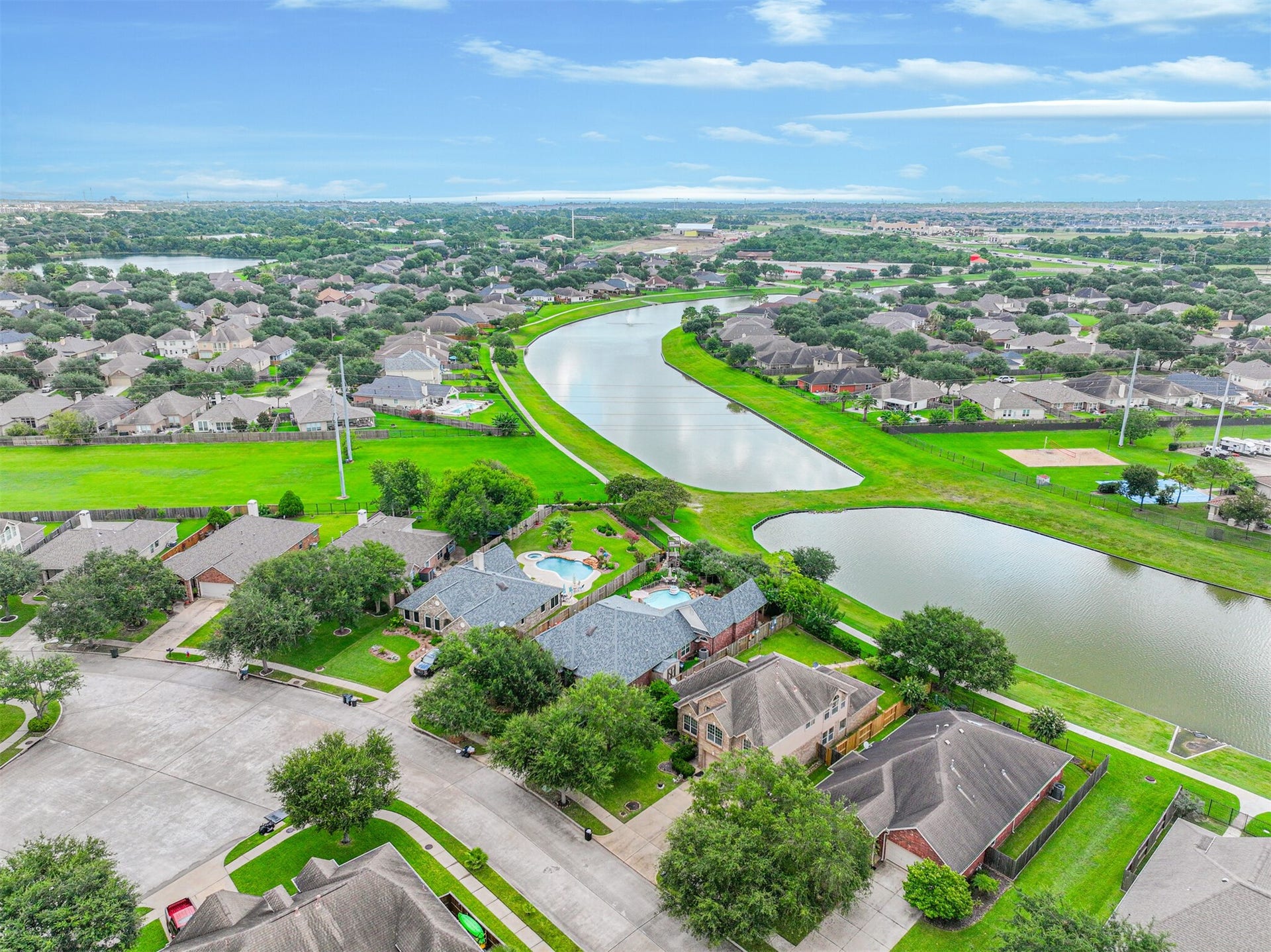 880 Shoal Pointe Lane, League City, TX 77573 880 Shoal Pointe Lane, League City, TX 77573