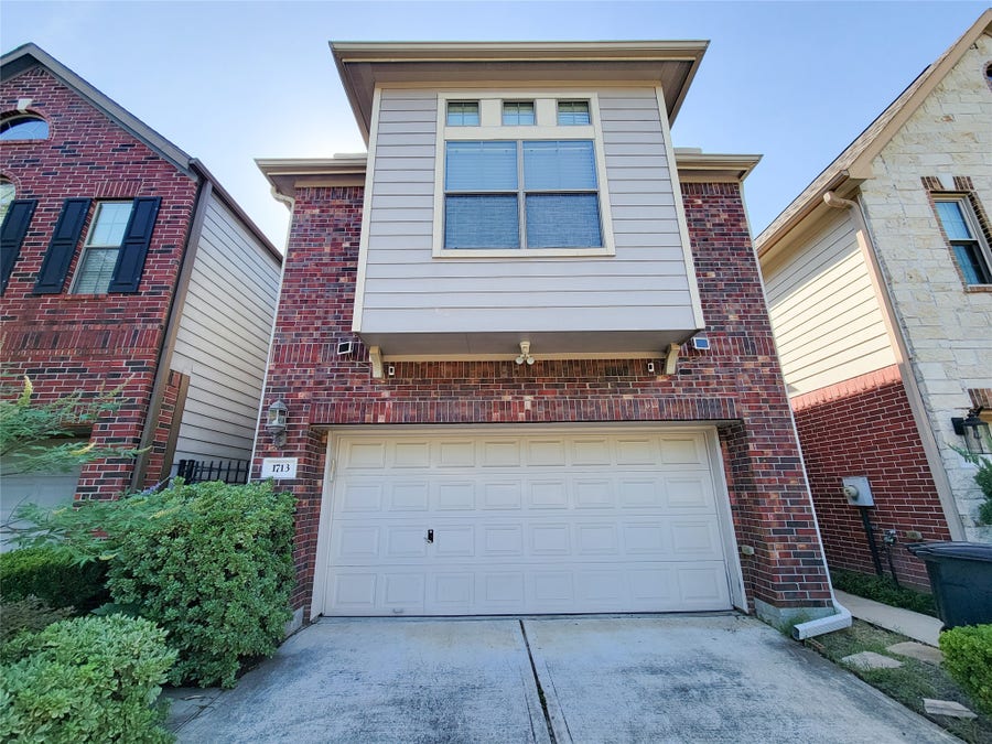 Property photo for 1713 W T C Jester, Houston, TX