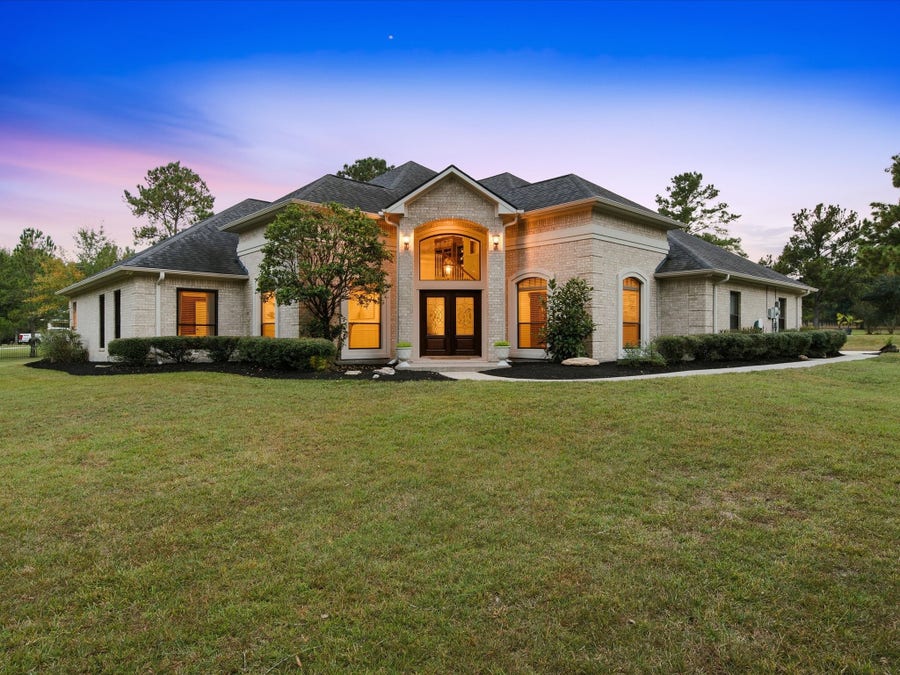 Property photo for 10231 Crestwater Circle, Magnolia, TX