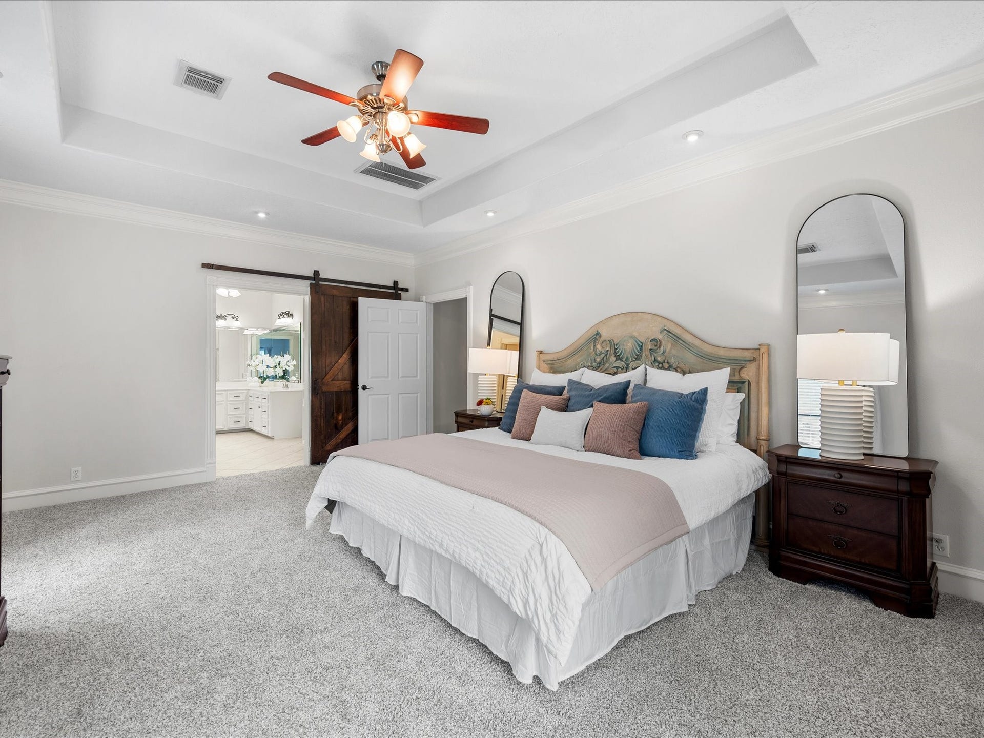 10231 Crestwater Circle, Magnolia, TX 77354 10231 Crestwater Circle, Magnolia, TX 77354