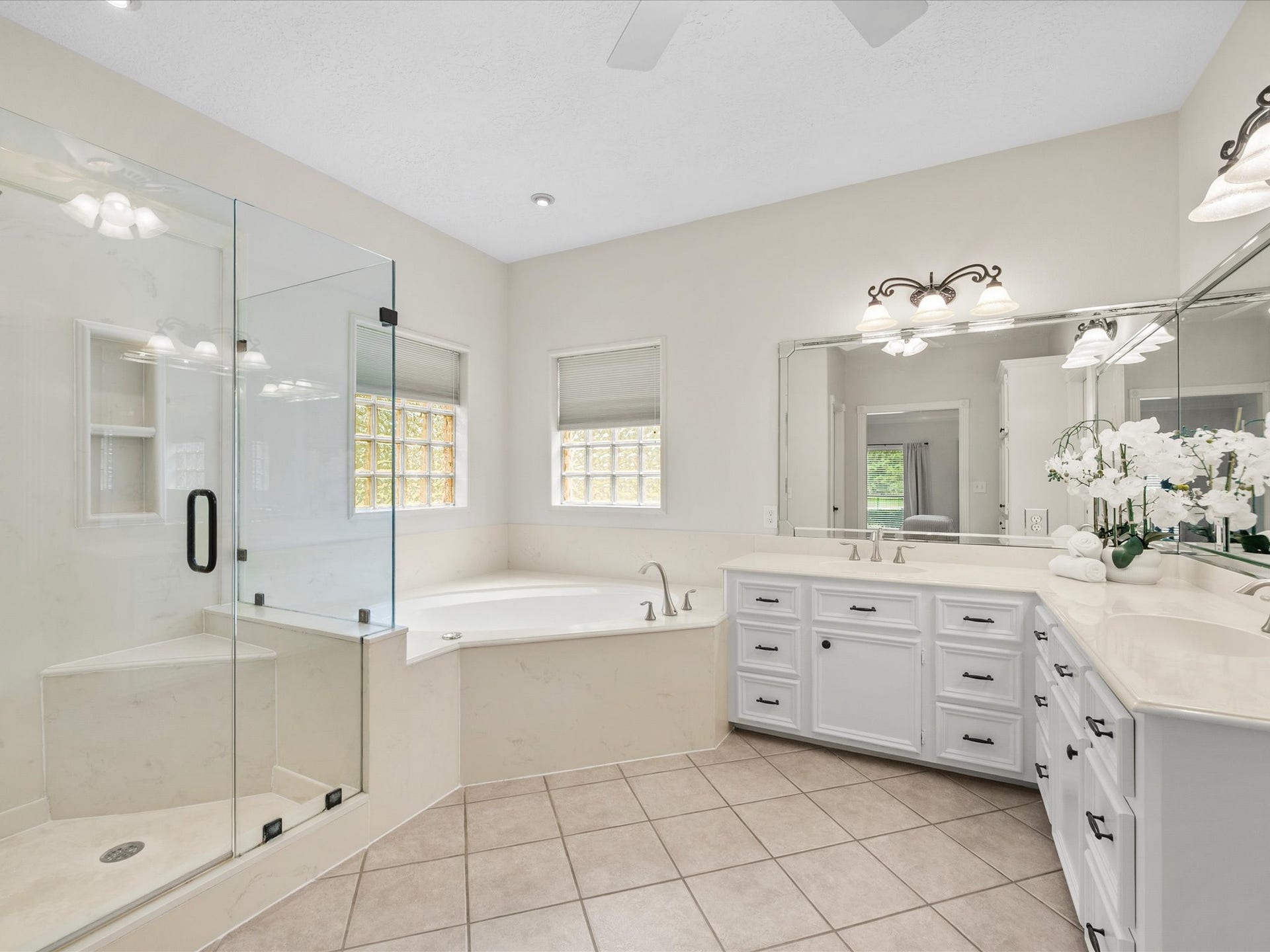 10231 Crestwater Circle, Magnolia, TX 77354 10231 Crestwater Circle, Magnolia, TX 77354