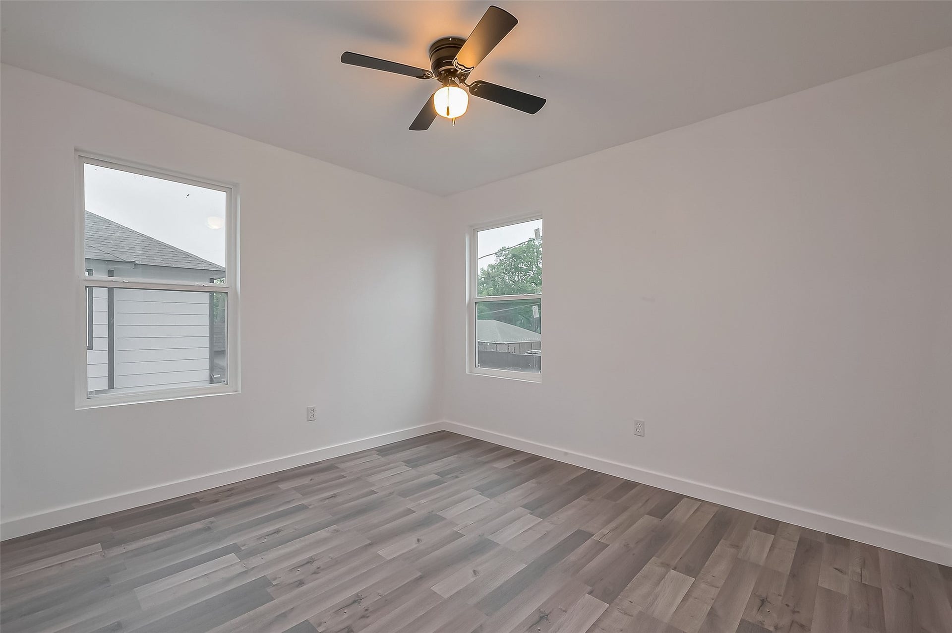 9003 Hilda Street, Houston, TX 77033