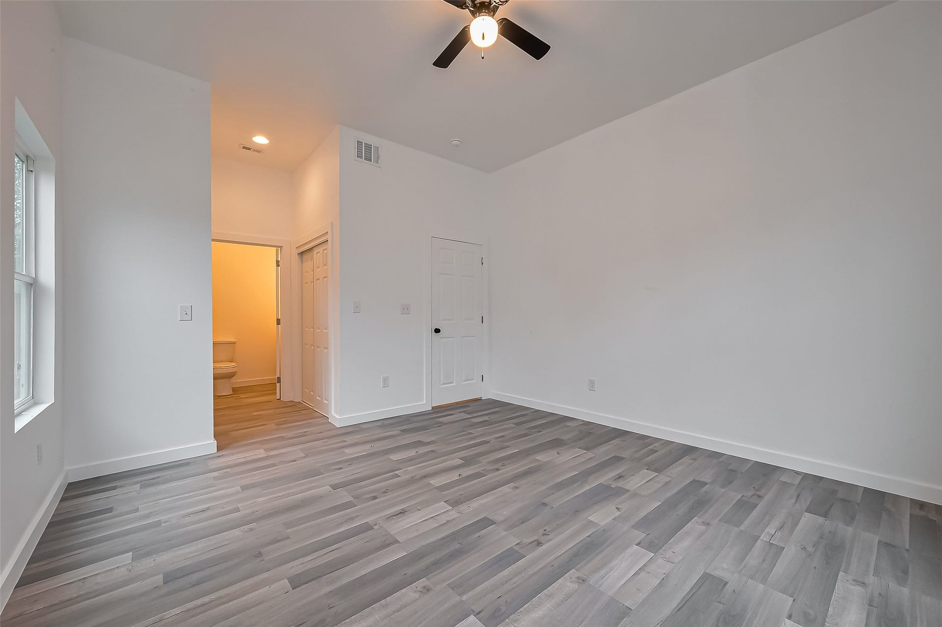 9003 Hilda Street, Houston, TX 77033