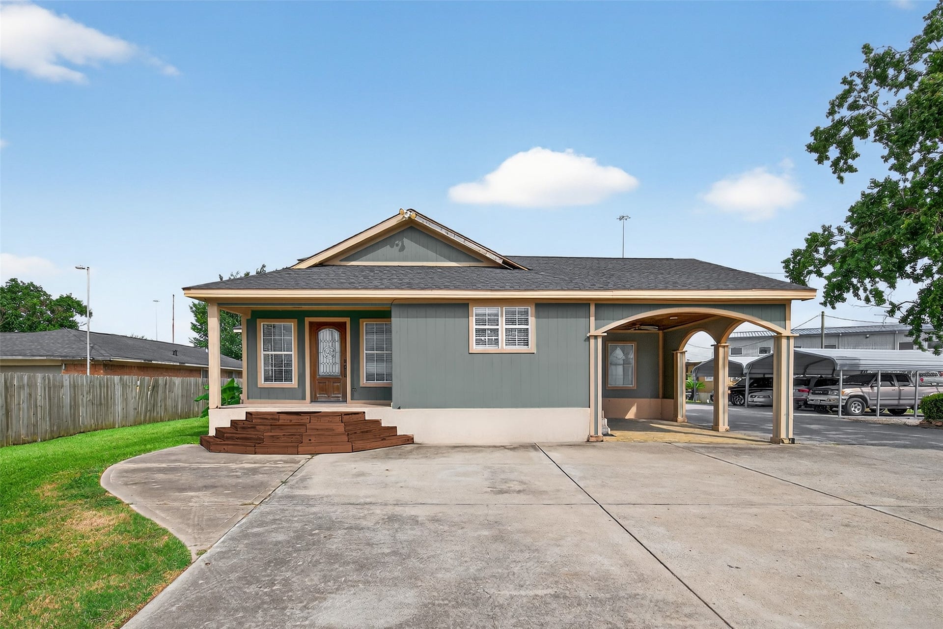 16809 Market Street, Channelview, TX 77530 16809 Market Street, Channelview, TX 77530