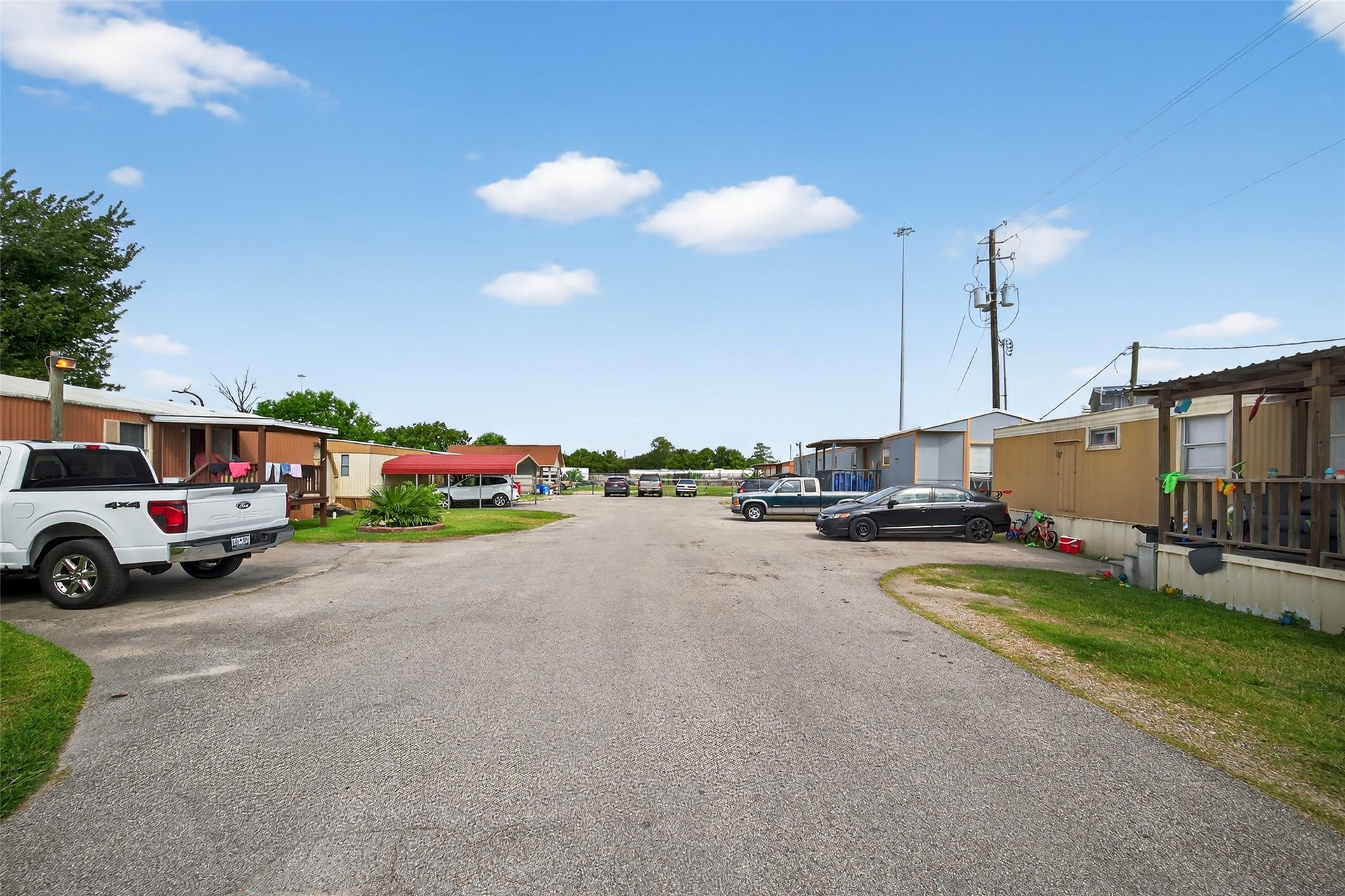 16809 Market Street, Channelview, TX 77530 16809 Market Street, Channelview, TX 77530