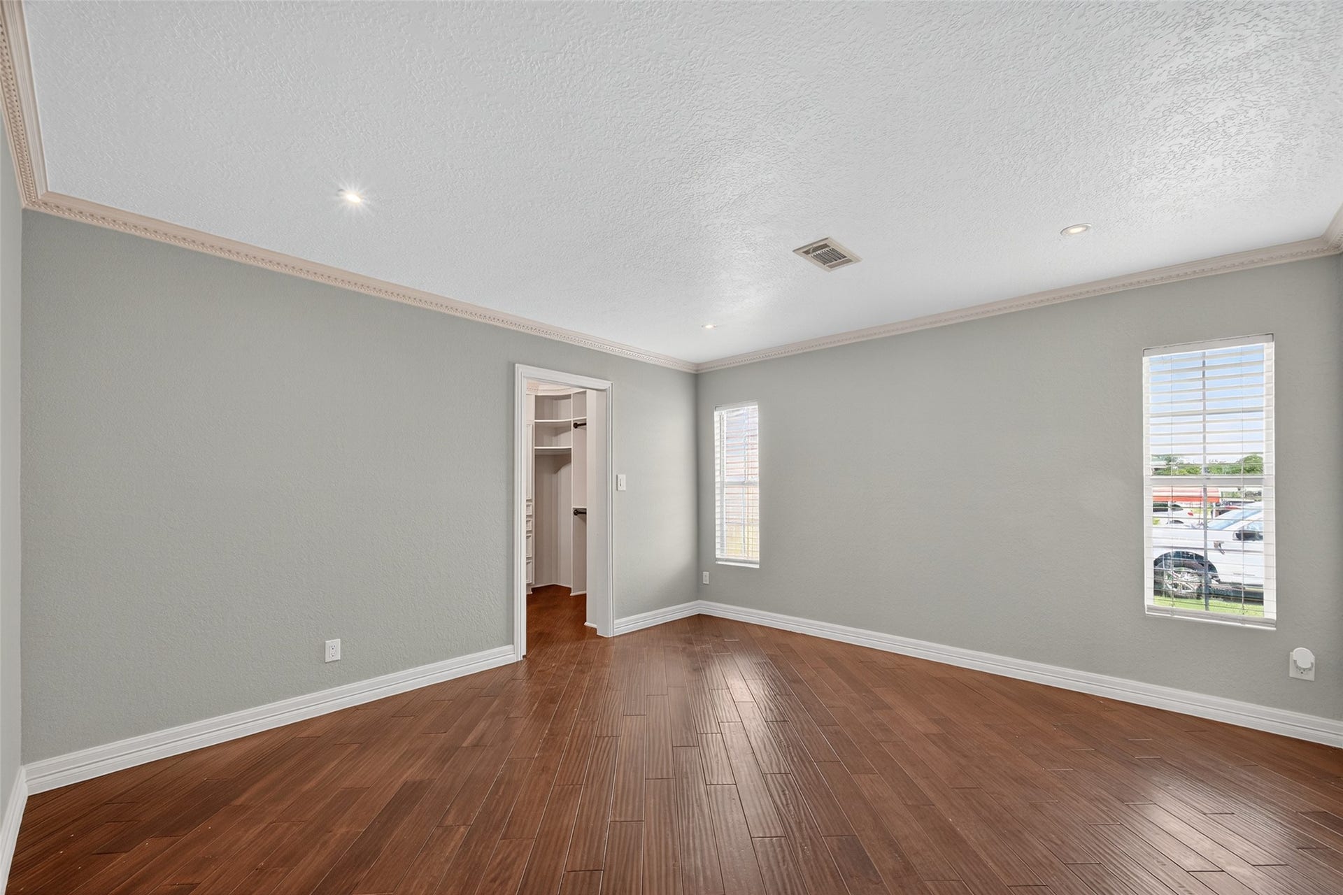 16809 Market Street, Channelview, TX 77530 16809 Market Street, Channelview, TX 77530