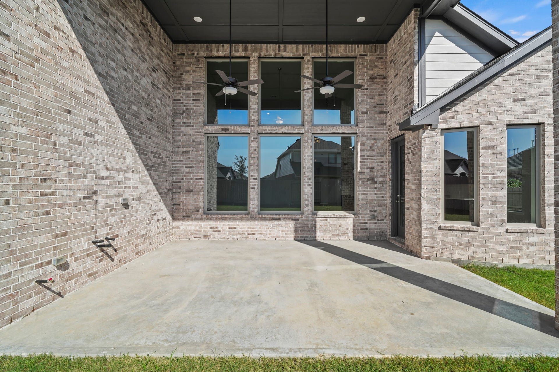 2510 Gleaming Pear Drive, Manvel, TX 77578 2510 Gleaming Pear Drive, Manvel, TX 77578