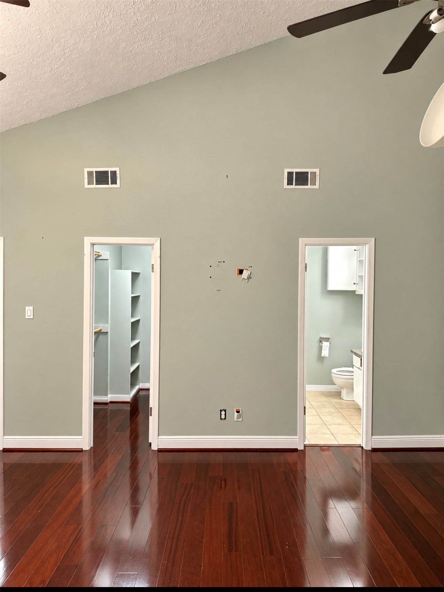18122 Kings Row, Webster, TX 77058