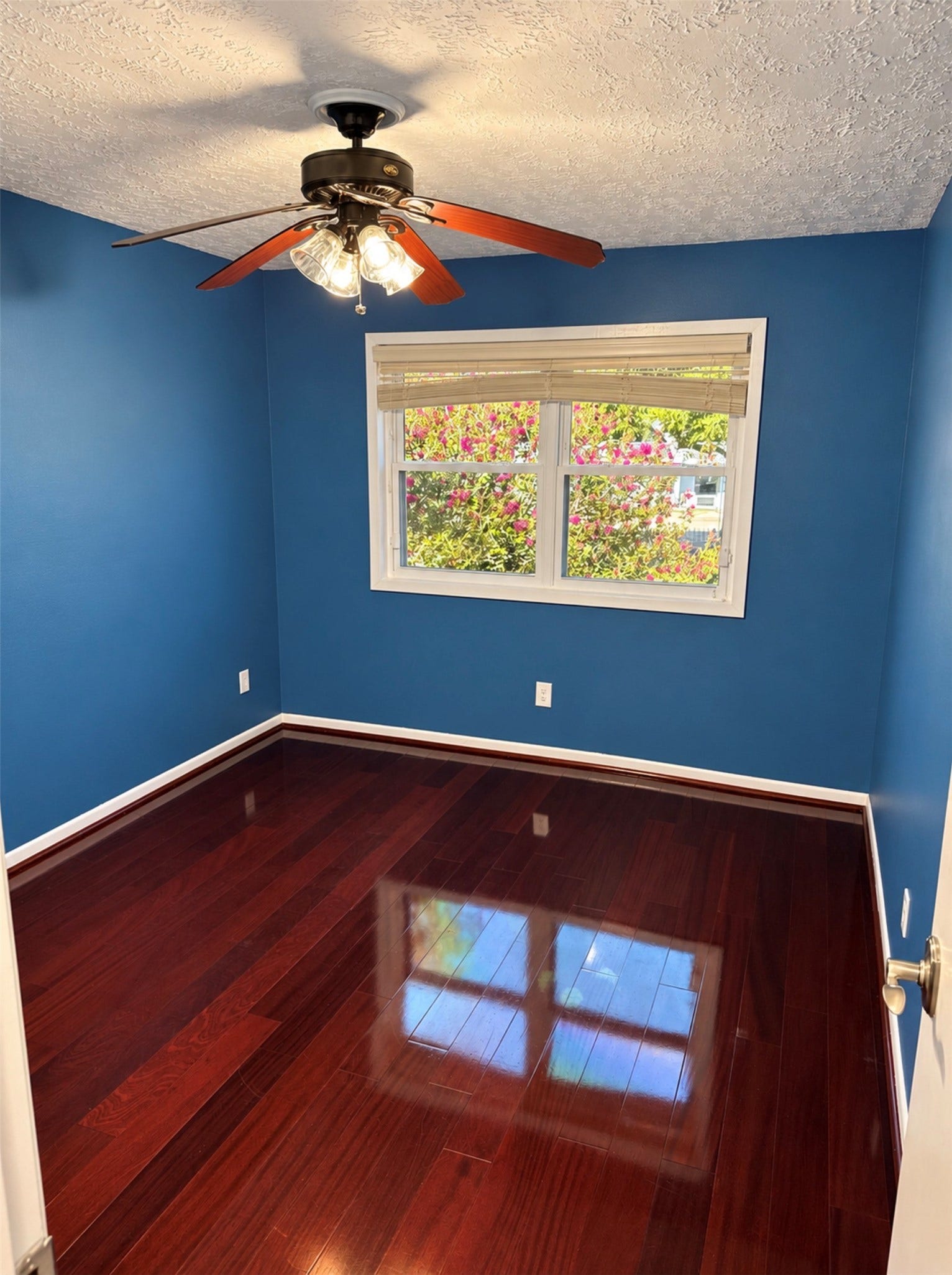 18122 Kings Row, Webster, TX 77058