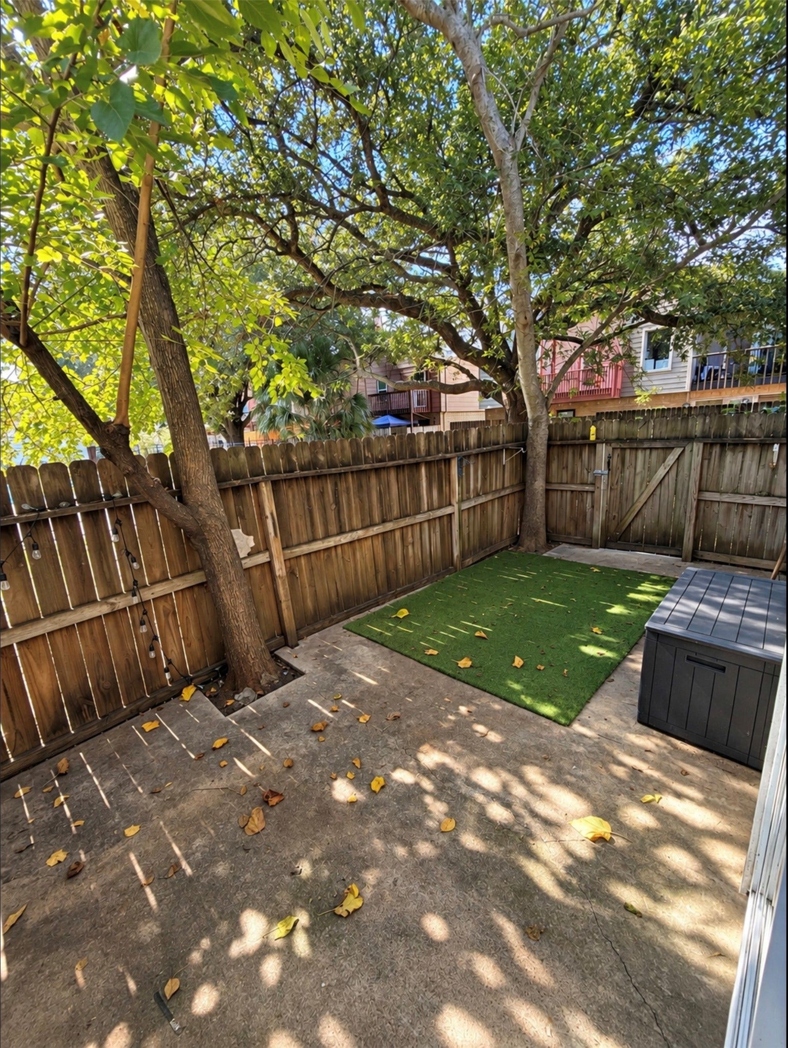 18122 Kings Row, Webster, TX 77058