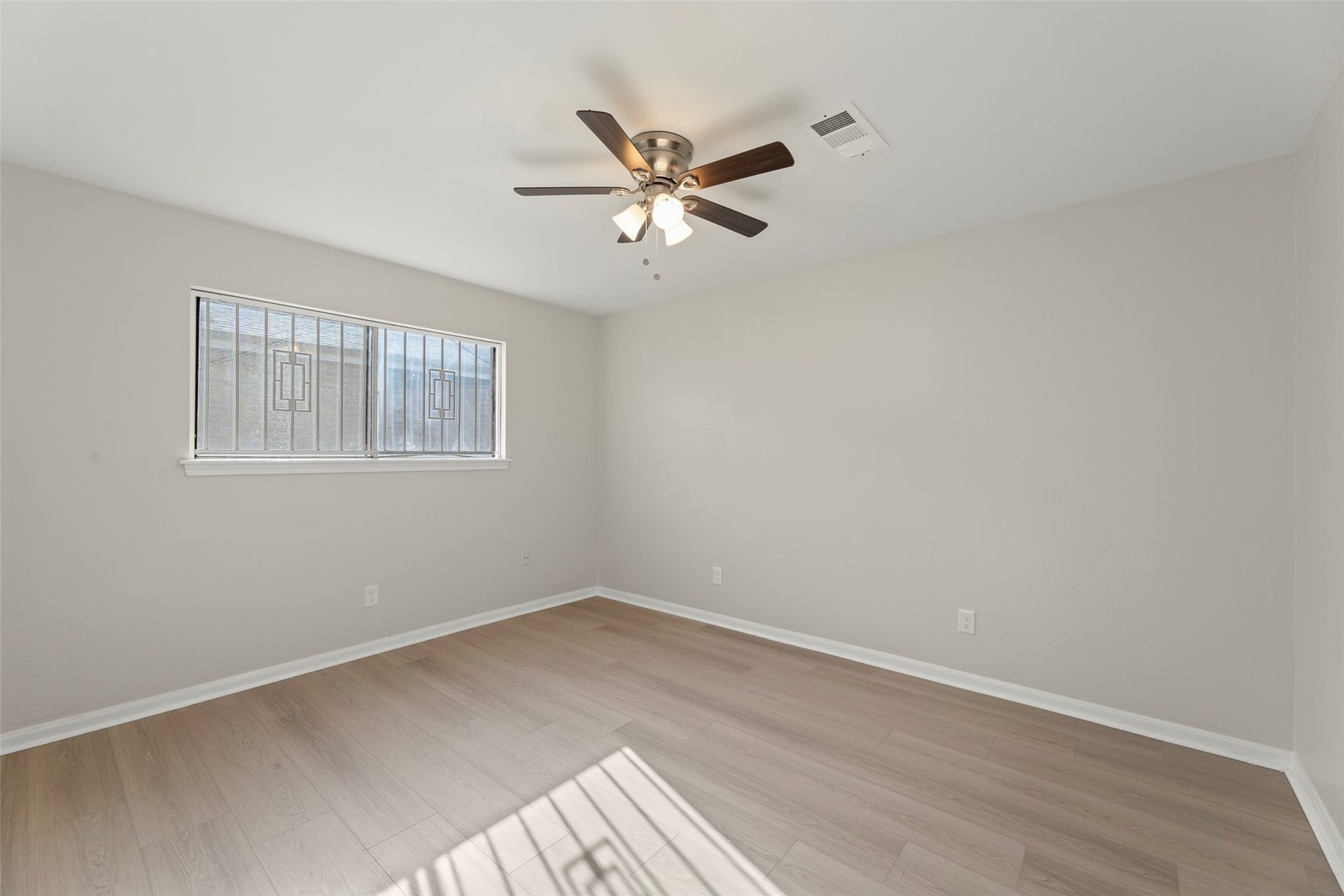 9614 Langdon Lane, Houston, TX 77036 9614 Langdon Lane, Houston, TX 77036