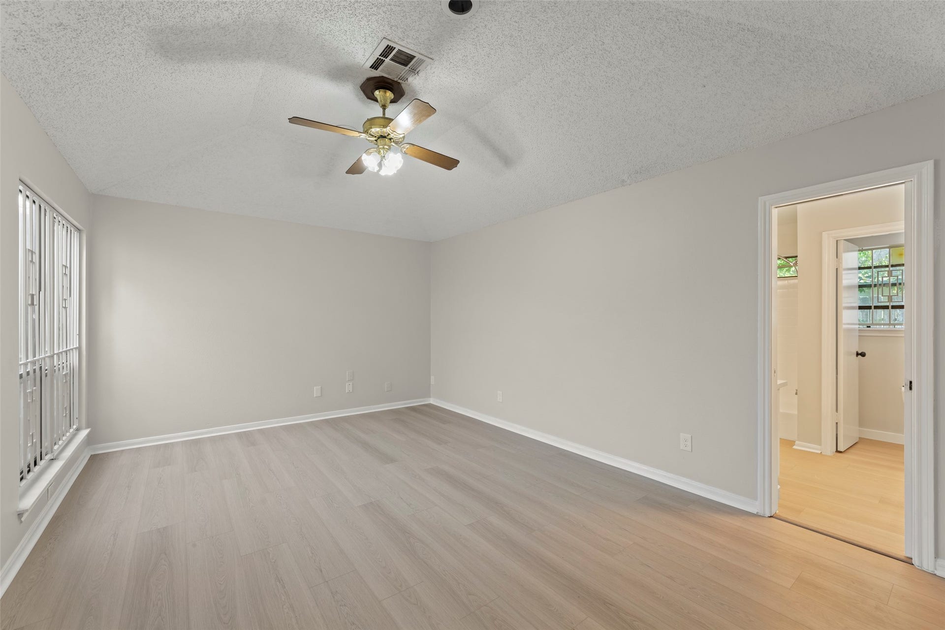 9614 Langdon Lane, Houston, TX 77036 9614 Langdon Lane, Houston, TX 77036