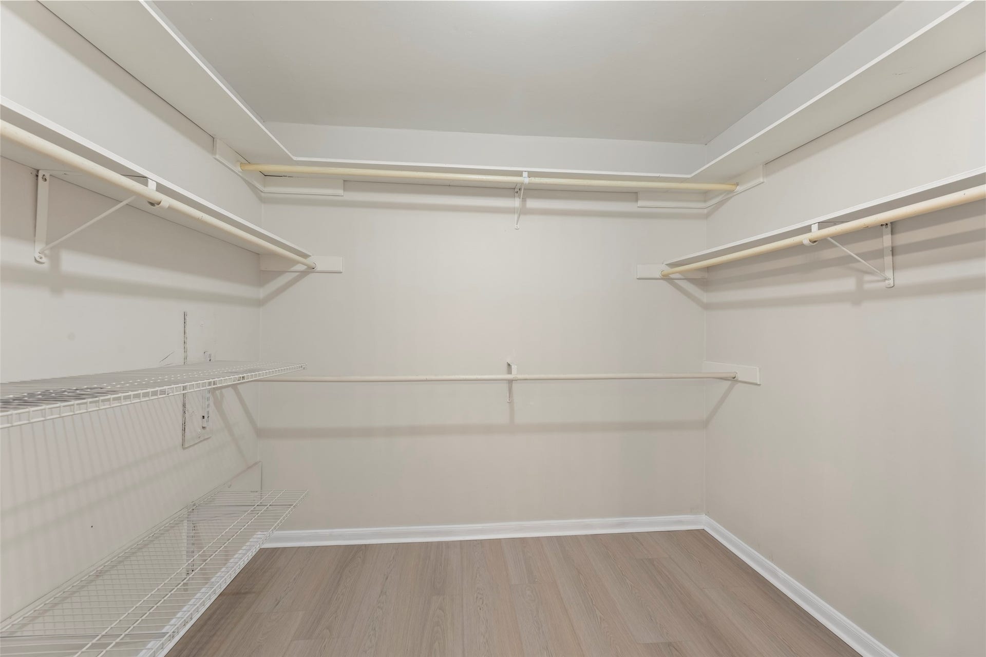 9614 Langdon Lane, Houston, TX 77036 9614 Langdon Lane, Houston, TX 77036