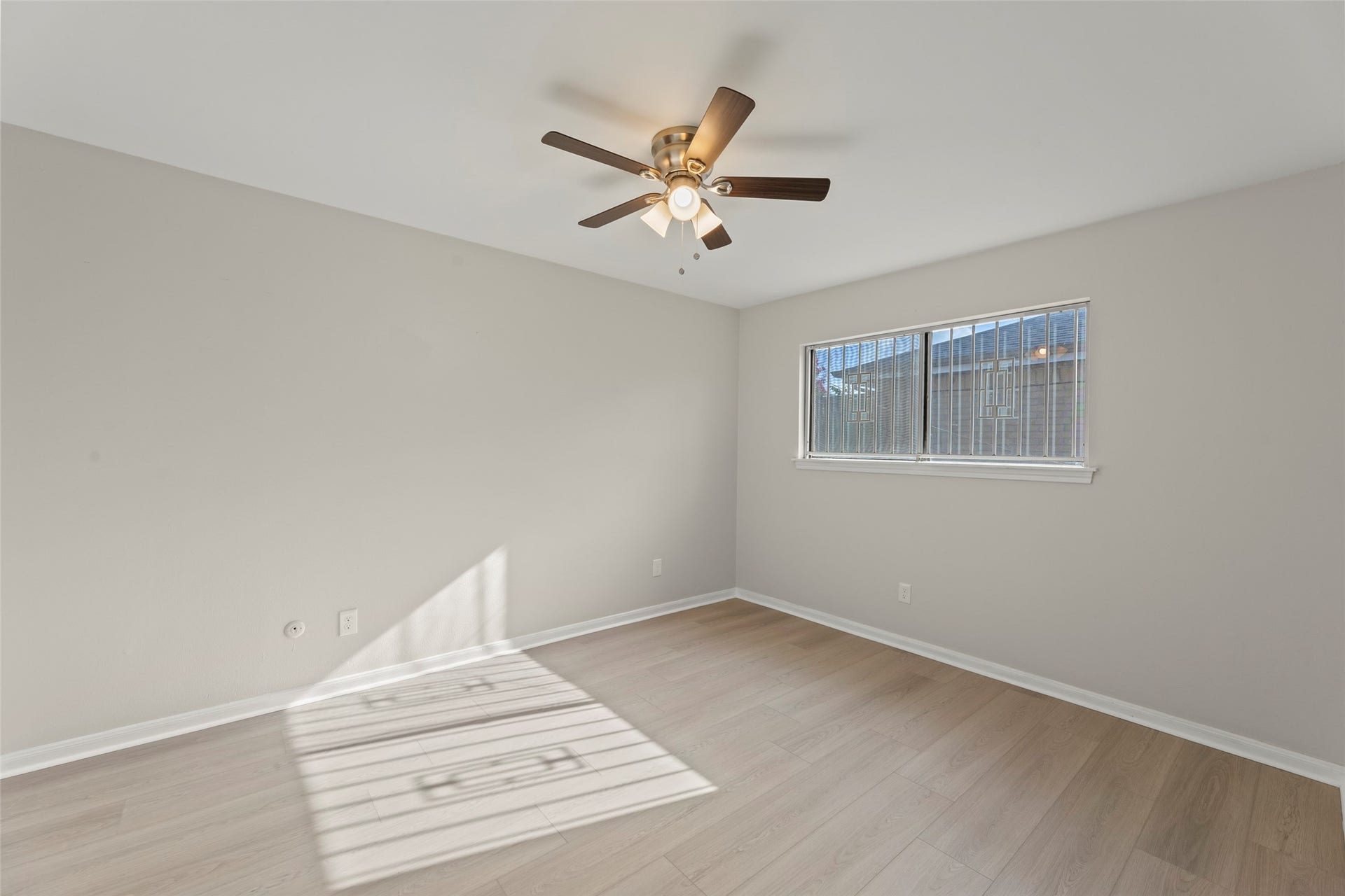 9614 Langdon Lane, Houston, TX 77036 9614 Langdon Lane, Houston, TX 77036