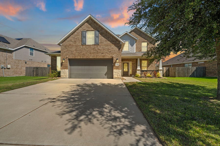 Property photo for 8807 Jonquil Drive, Richmond, TX