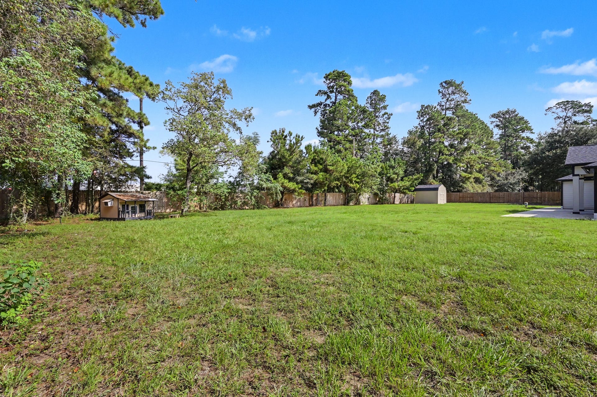 7500 Nickaburr Creek Drive, Magnolia, TX 77354