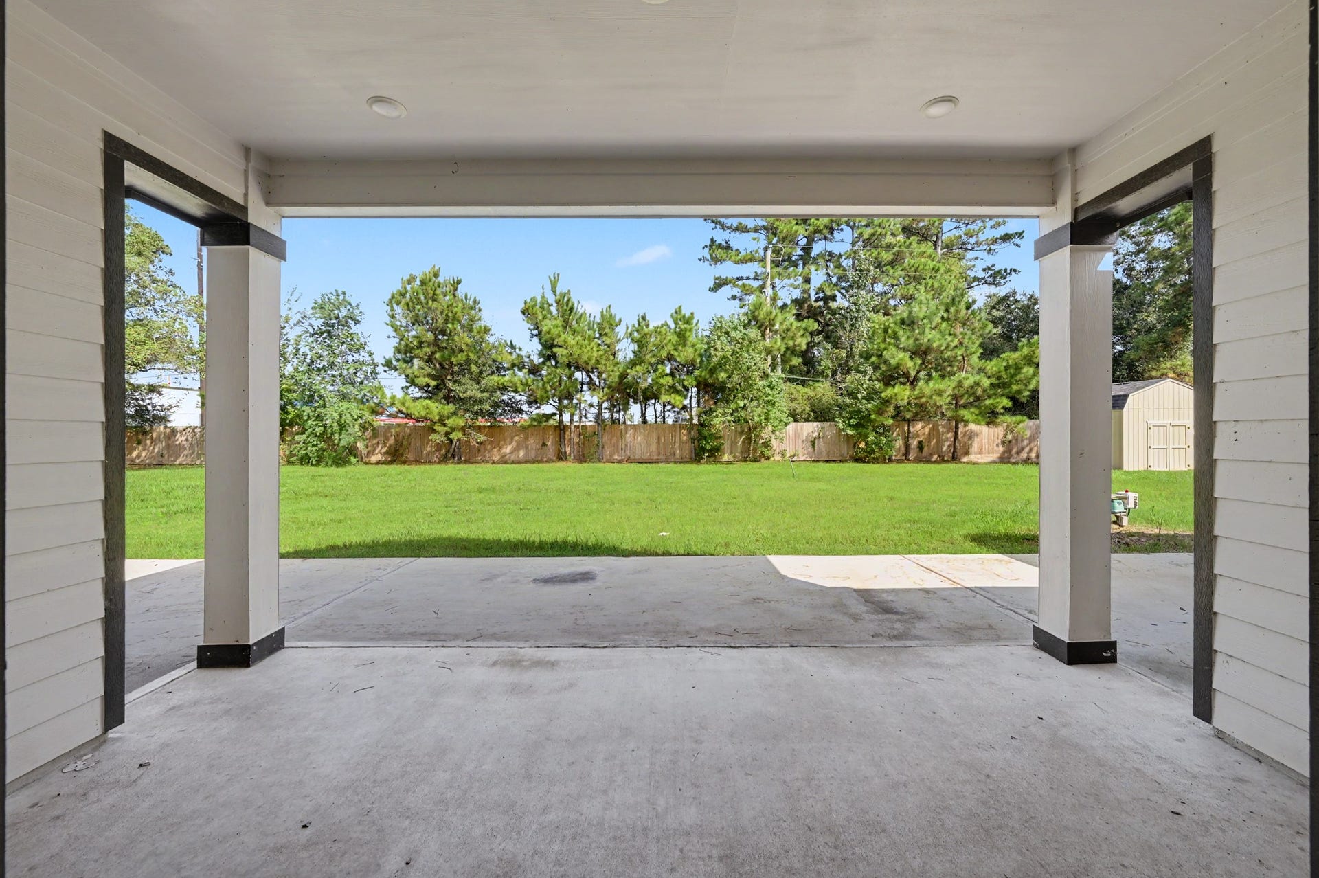 7500 Nickaburr Creek Drive, Magnolia, TX 77354