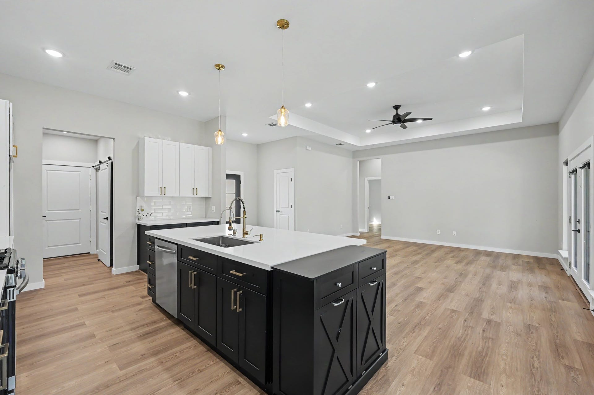 7500 Nickaburr Creek Drive, Magnolia, TX 77354