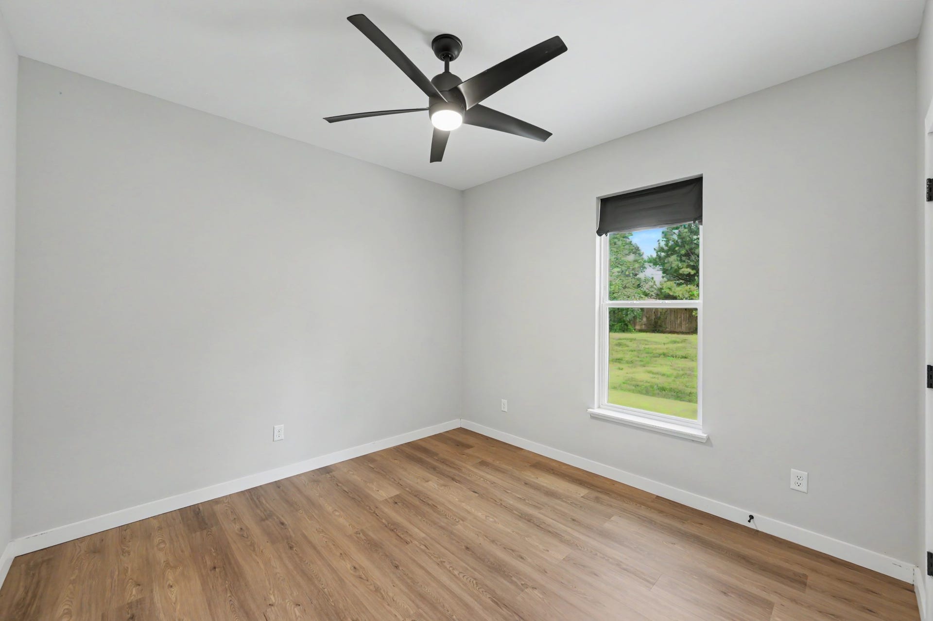 7500 Nickaburr Creek Drive, Magnolia, TX 77354