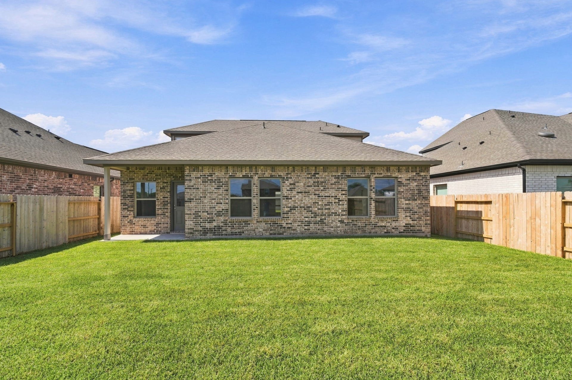 3530 Cardinal Pointe Drive, Angleton, TX 77515 3530 Cardinal Pointe Drive, Angleton, TX 77515
