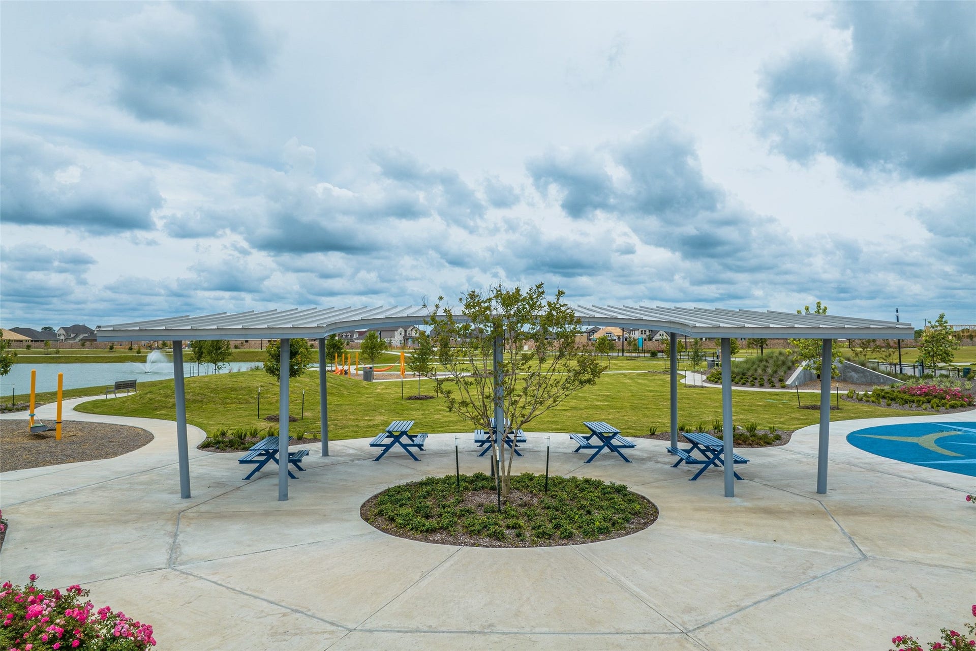 3530 Cardinal Pointe Drive, Angleton, TX 77515 3530 Cardinal Pointe Drive, Angleton, TX 77515