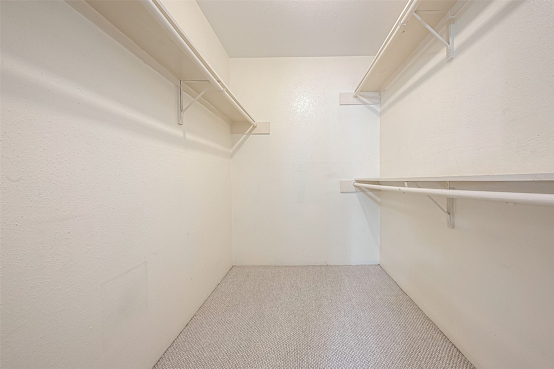 2750 Holly Hall Street, #1707, Houston, TX 77054 2750 Holly Hall Street, #1707, Houston, TX 77054