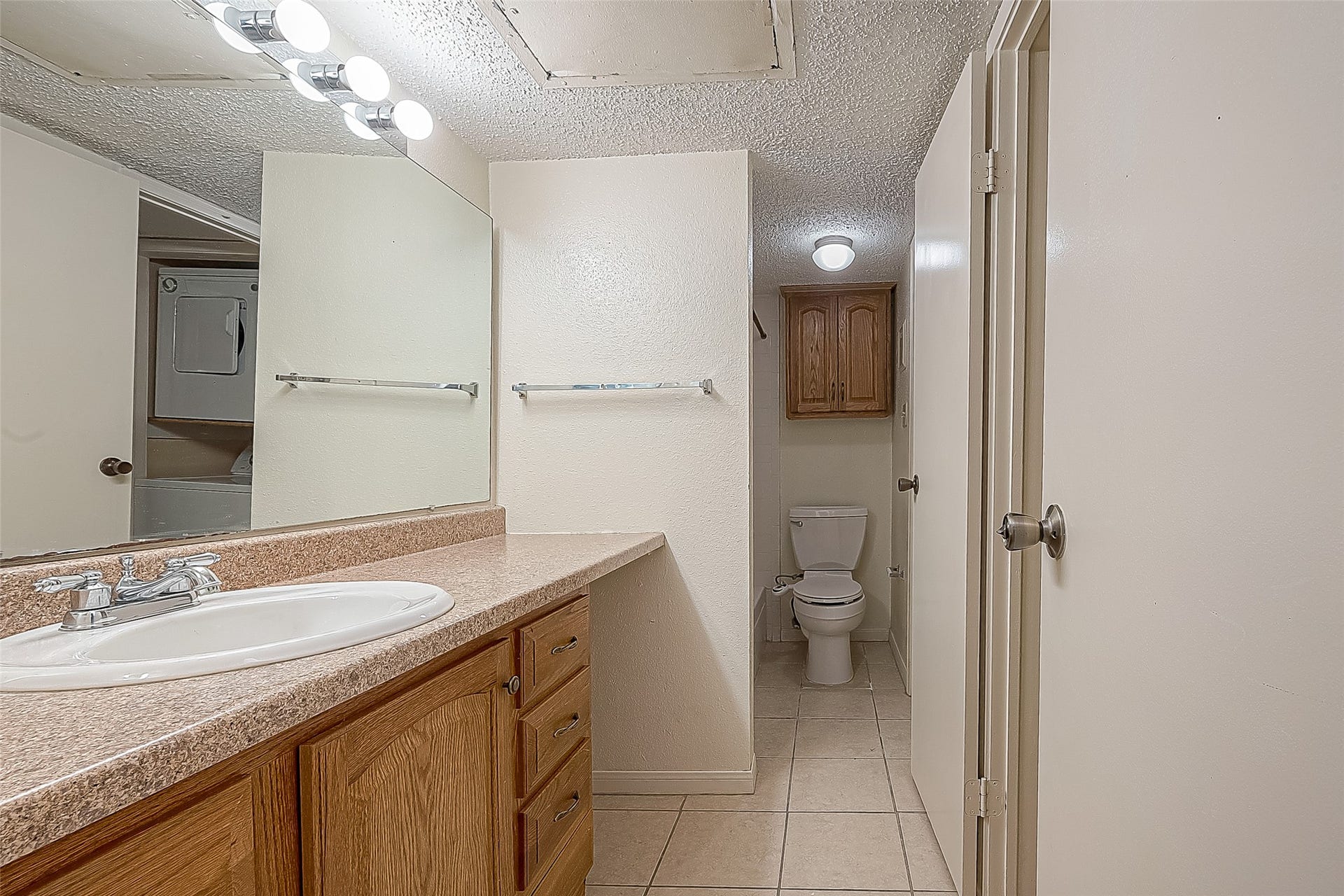 2750 Holly Hall Street, #1707, Houston, TX 77054 2750 Holly Hall Street, #1707, Houston, TX 77054