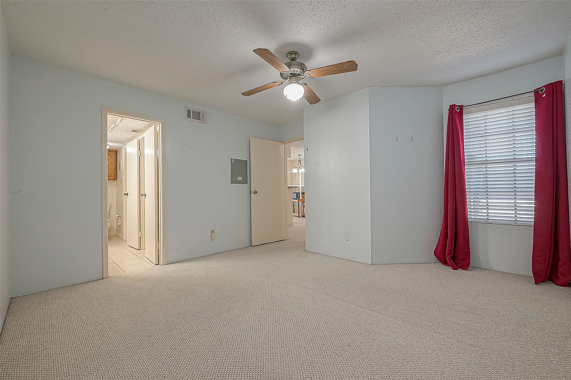 2750 Holly Hall Street, #1707, Houston, TX 77054 2750 Holly Hall Street, #1707, Houston, TX 77054