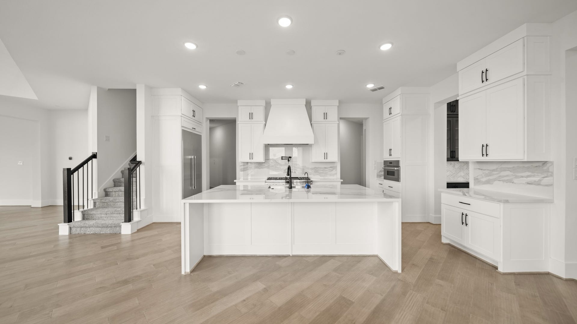35618 Brassavola Terrace, Simonton, TX 77476 Kitchen (Similar Home Shown)