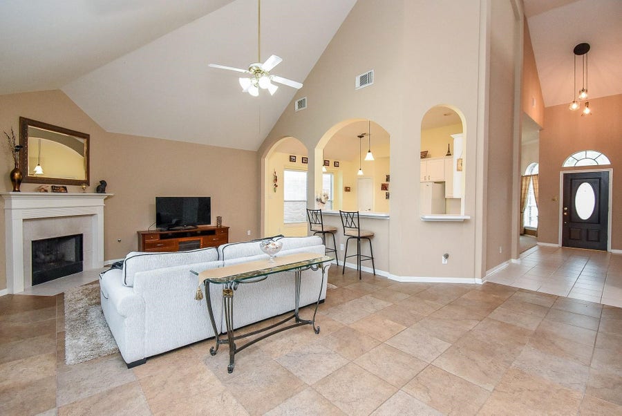 Property photo for 1727 Maryvale Drive, Katy, TX