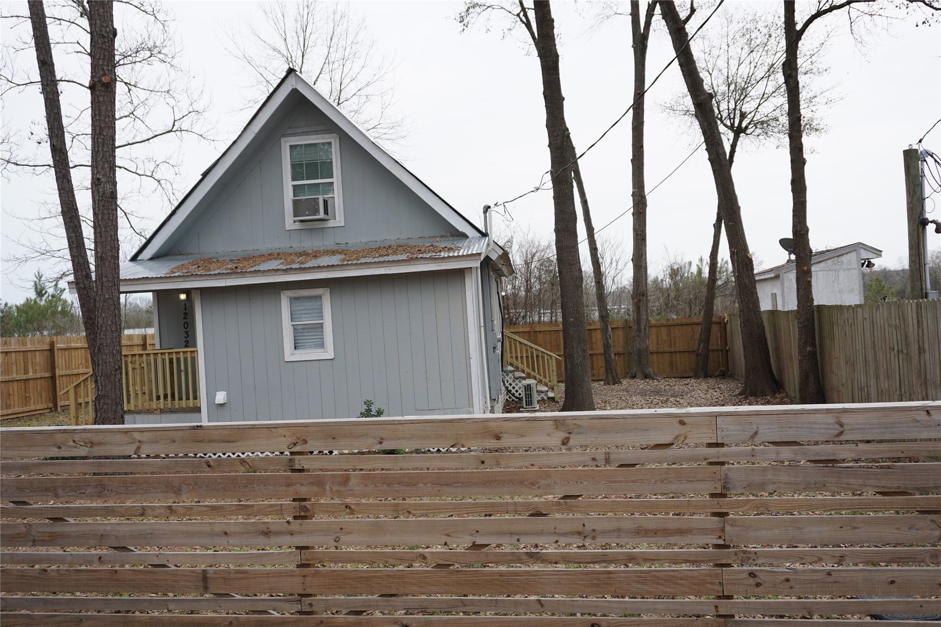 12032 CANAL, Willis, TX 77318