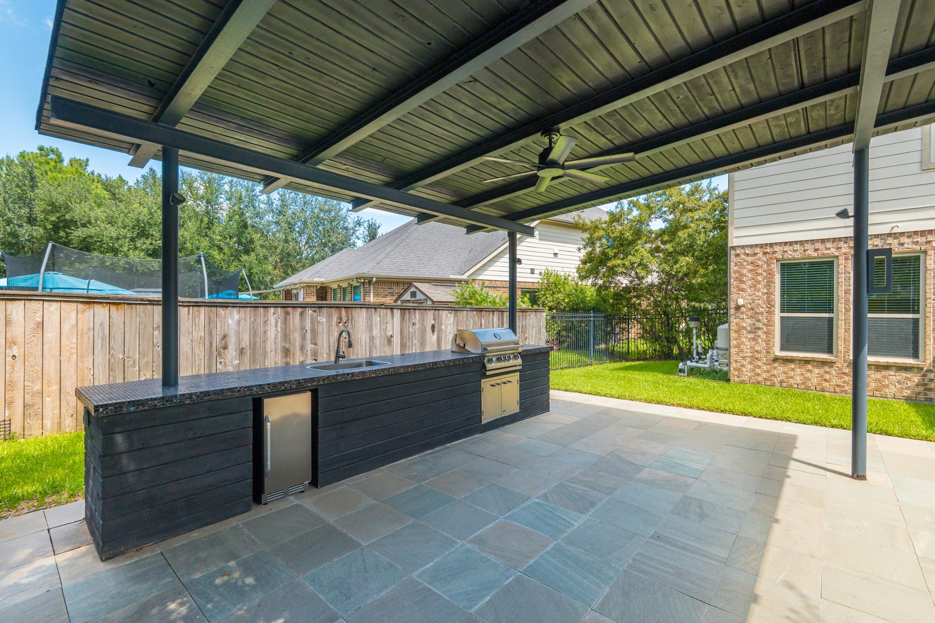 63 W Deer River Circle, The Woodlands, TX 77389 63 W Deer River Circle, The Woodlands, TX 77389