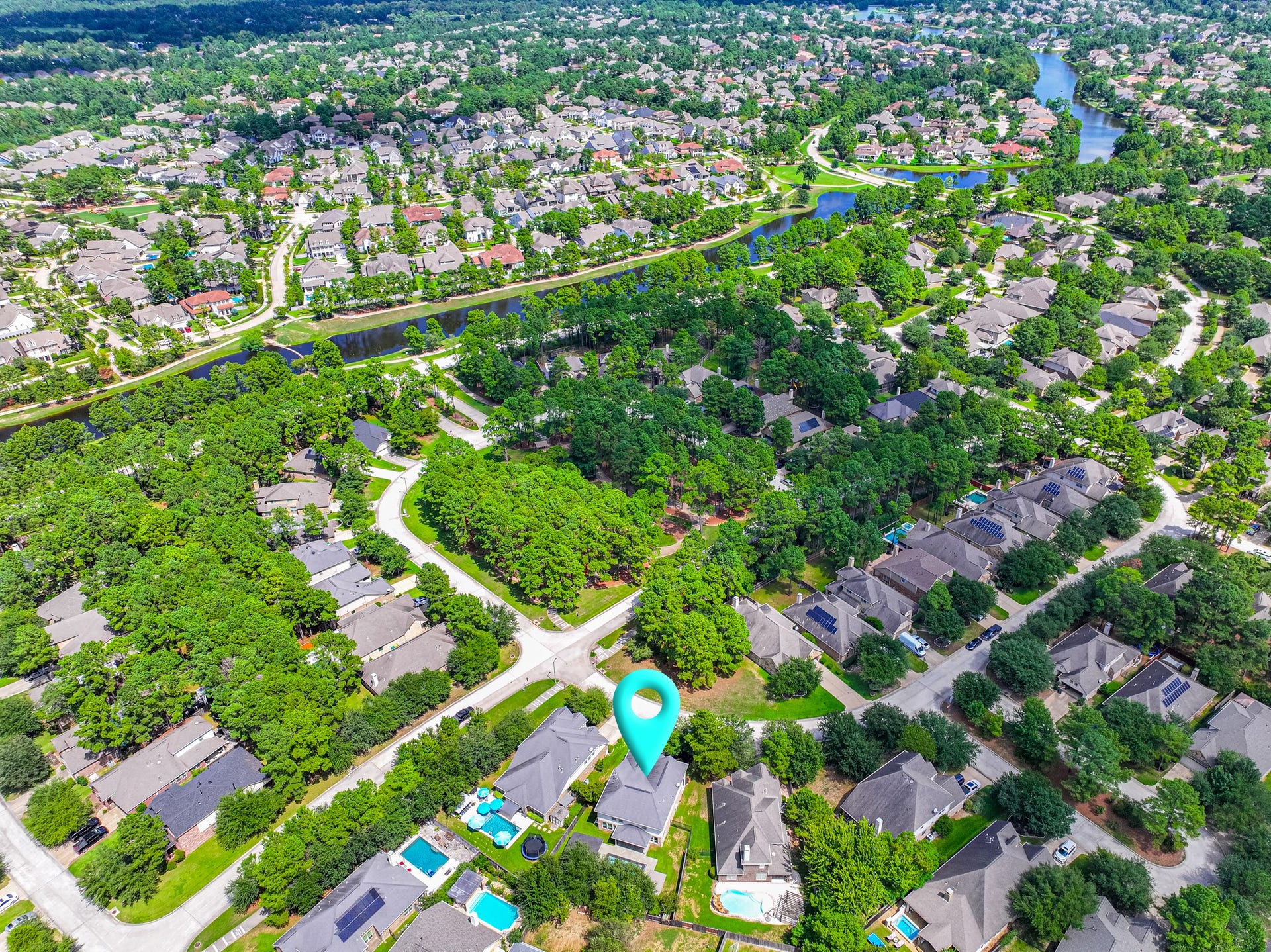 63 W Deer River Circle, The Woodlands, TX 77389 63 W Deer River Circle, The Woodlands, TX 77389