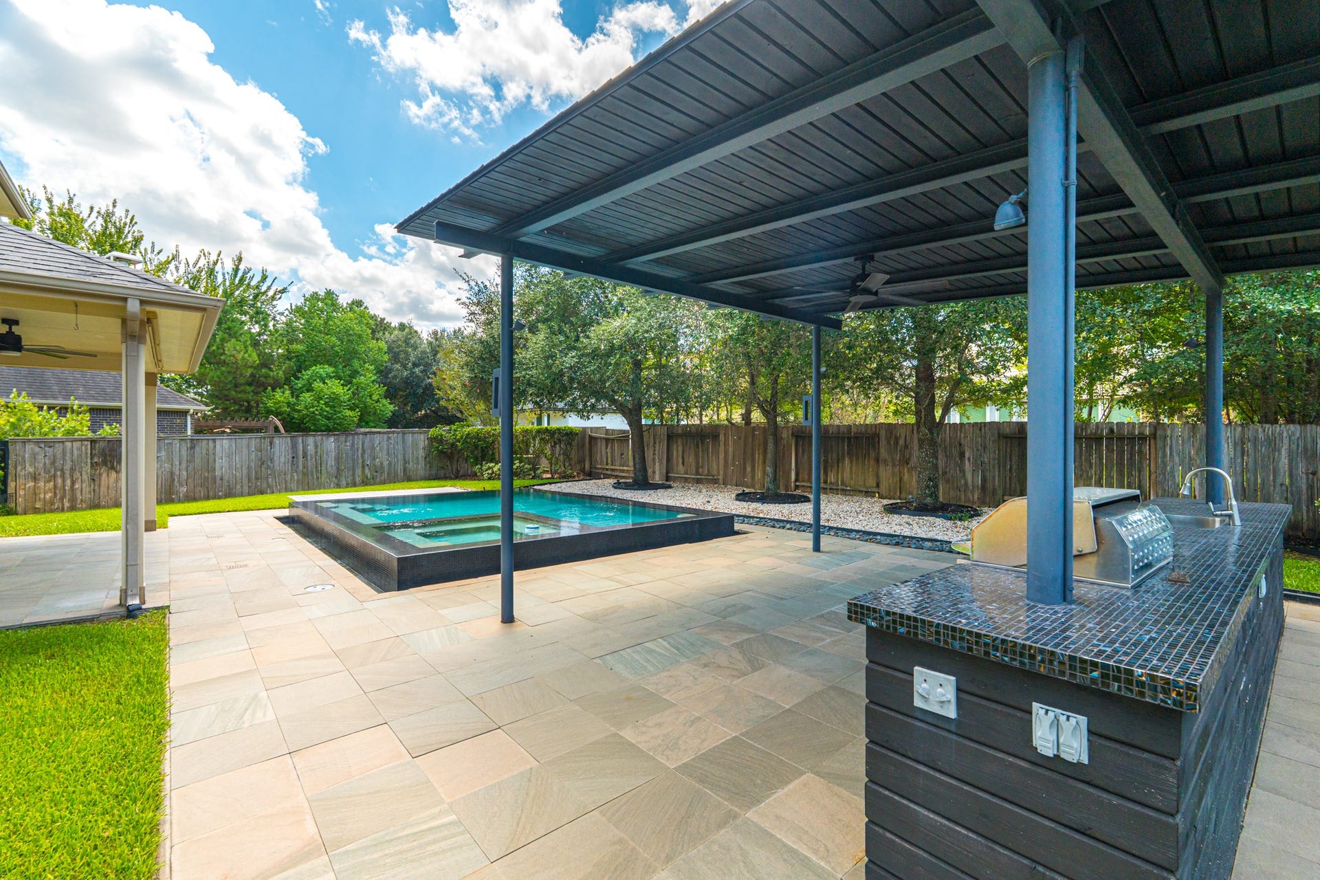 63 W Deer River Circle, The Woodlands, TX 77389 63 W Deer River Circle, The Woodlands, TX 77389