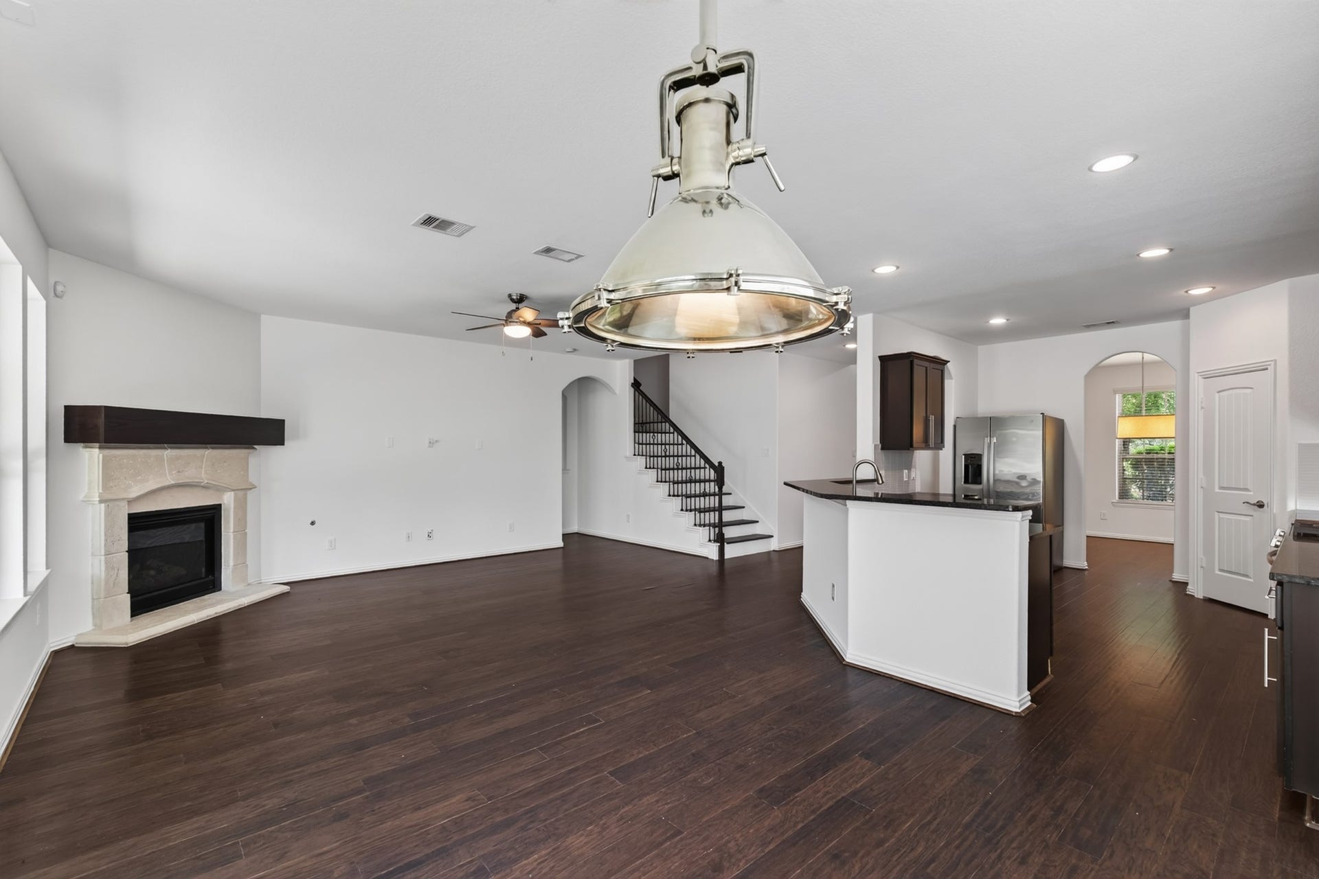 63 W Deer River Circle, The Woodlands, TX 77389 63 W Deer River Circle, The Woodlands, TX 77389