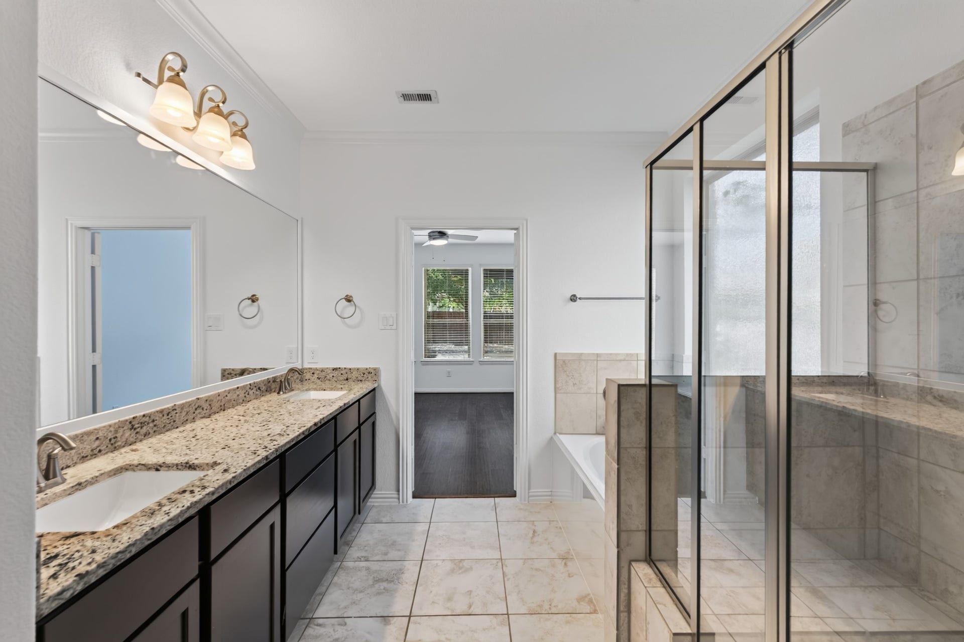 63 W Deer River Circle, The Woodlands, TX 77389 63 W Deer River Circle, The Woodlands, TX 77389