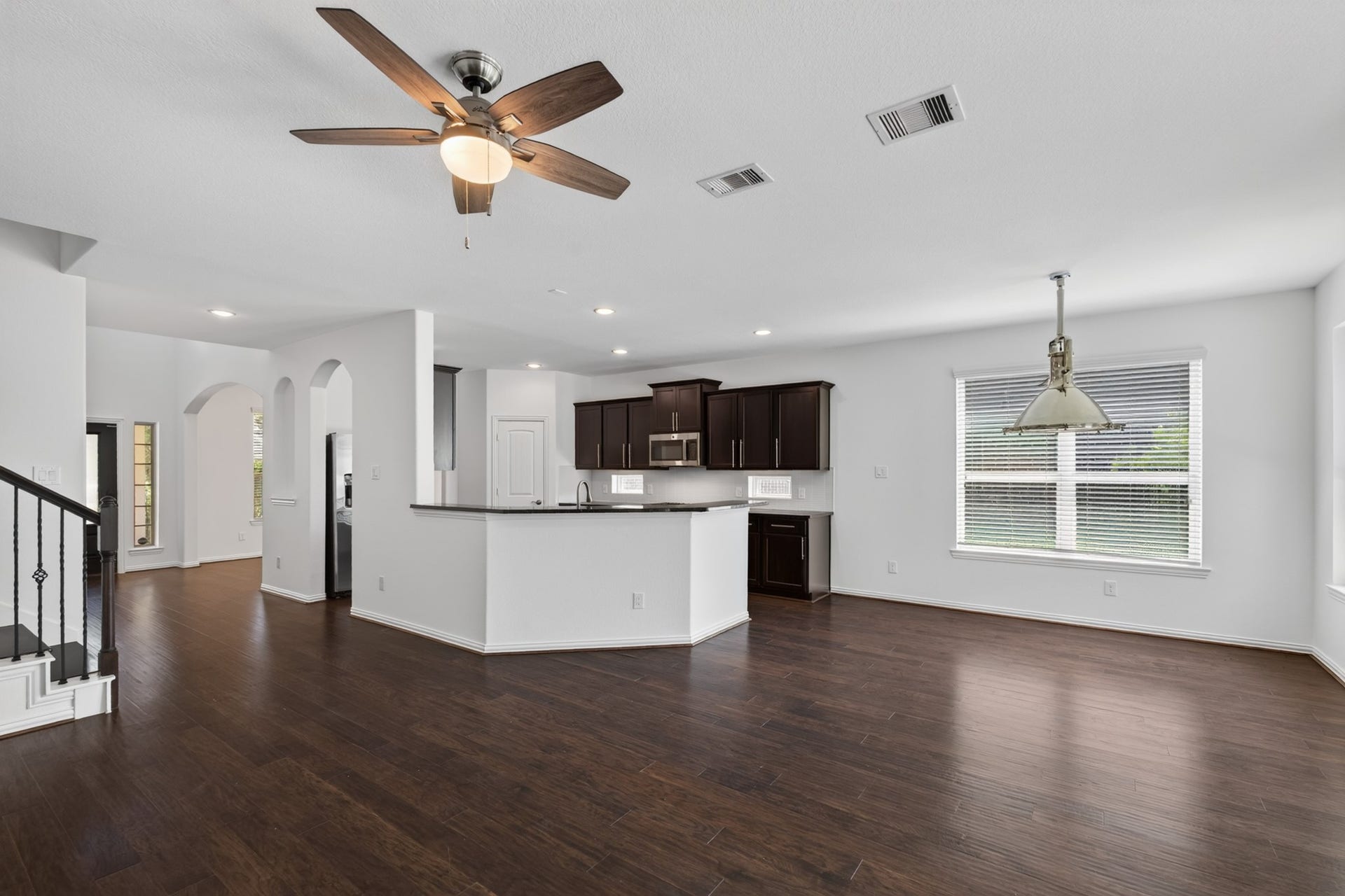 63 W Deer River Circle, The Woodlands, TX 77389 63 W Deer River Circle, The Woodlands, TX 77389