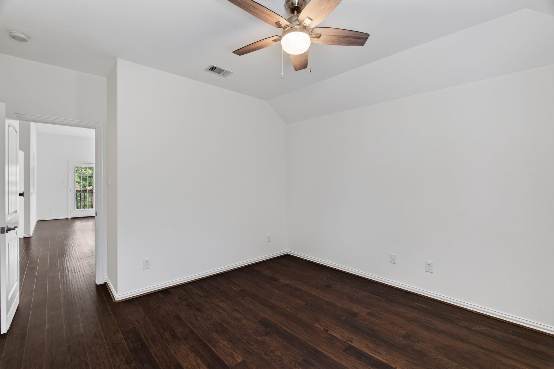 63 W Deer River Circle, The Woodlands, TX 77389 63 W Deer River Circle, The Woodlands, TX 77389