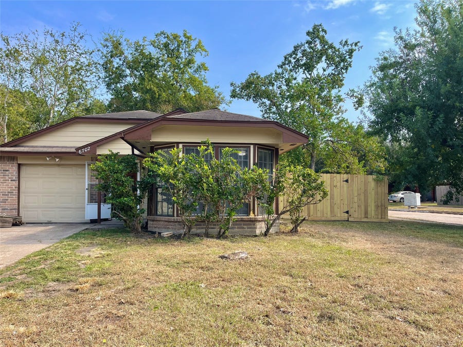 Property photo for 6702 Valerian Lane, Katy, TX