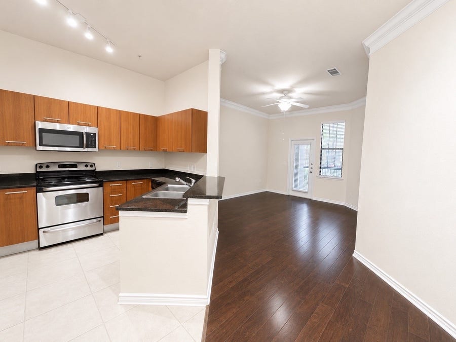 Property photo for 3 Hermann Museum Circle Drive, #A3107, Houston, TX